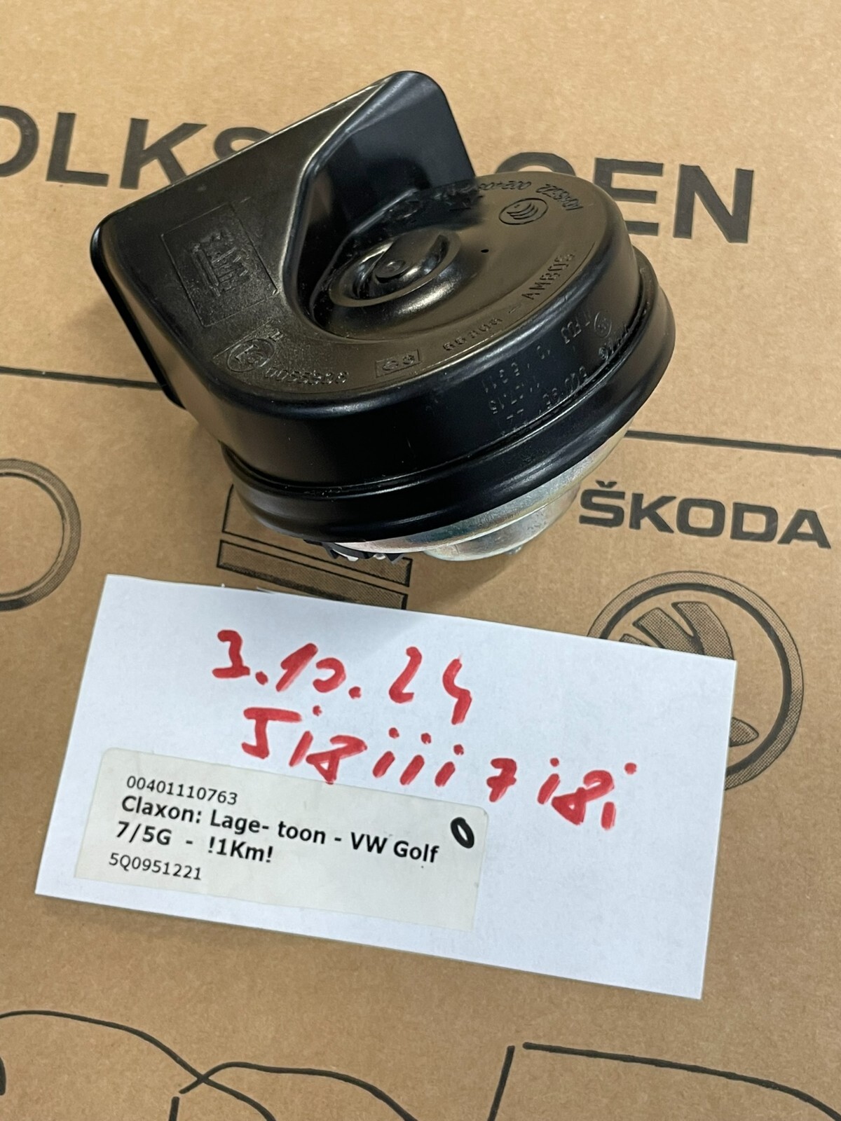 VW SKODA HUPE TIEFTON SIGNALHORN HORN 5Q0951221 = 2Q0951221 Fast Neu d vTest Car - Obrázek 12
