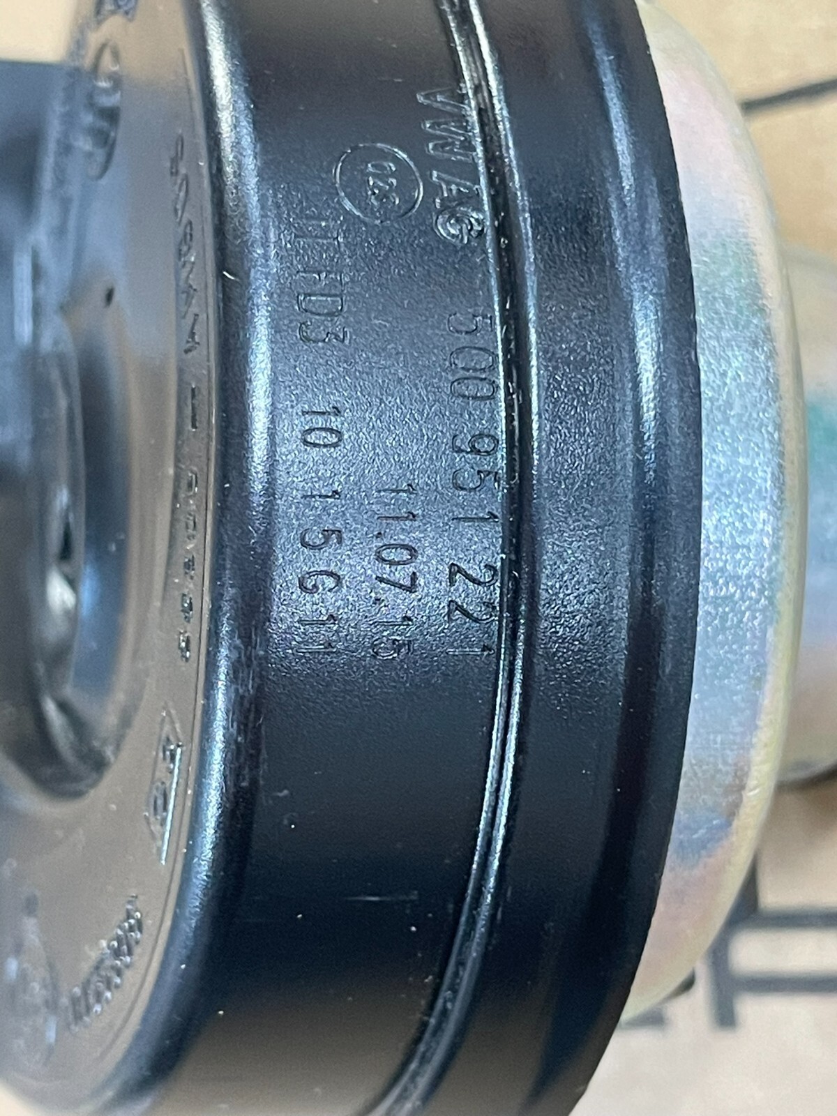 VW SKODA HUPE TIEFTON SIGNALHORN HORN 5Q0951221 = 2Q0951221 Fast Neu d vTest Car - Obrázek 3