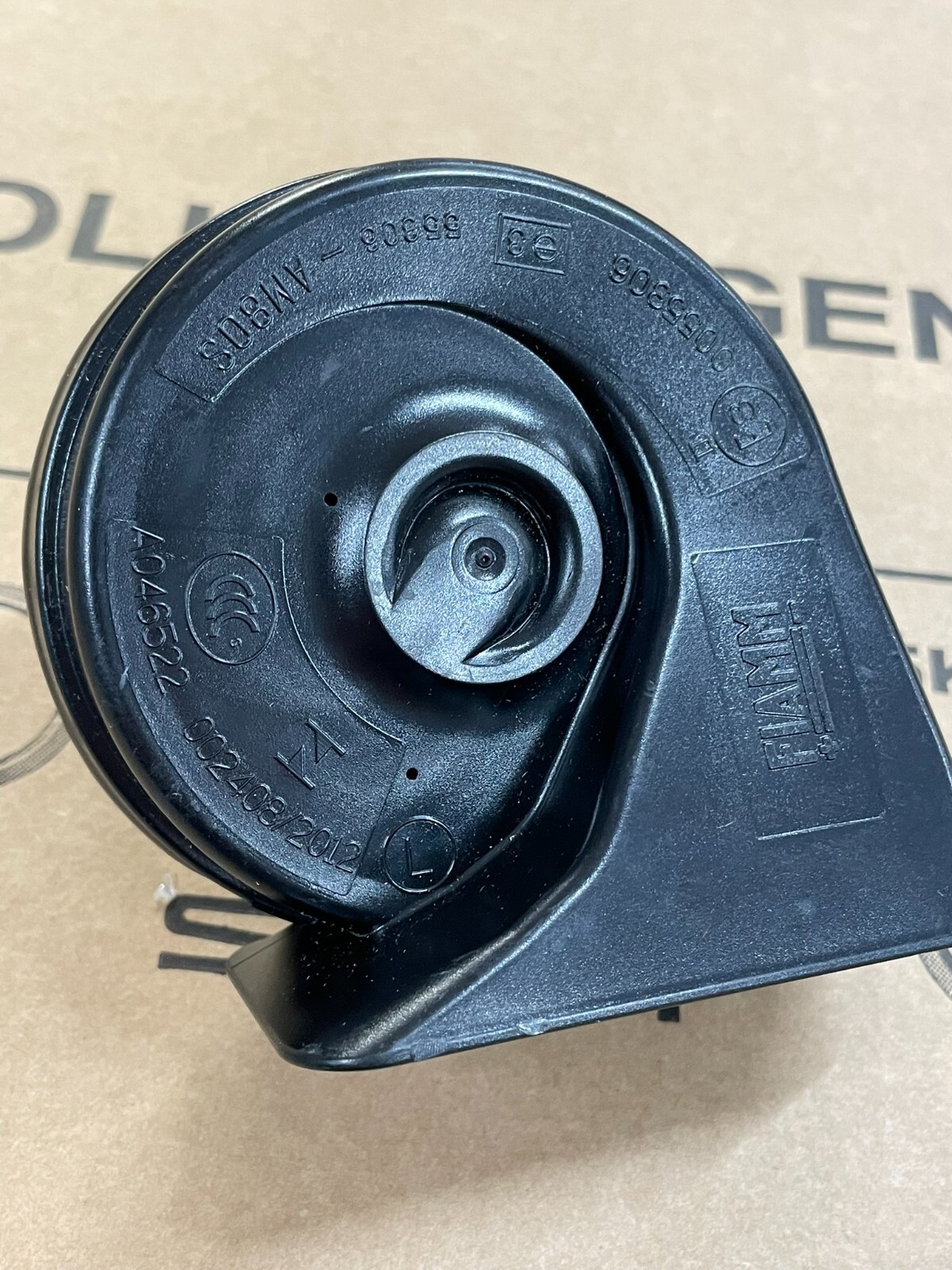 VW SKODA HUPE TIEFTON SIGNALHORN HORN 5Q0951221 = 2Q0951221 Fast Neu d vTest Car