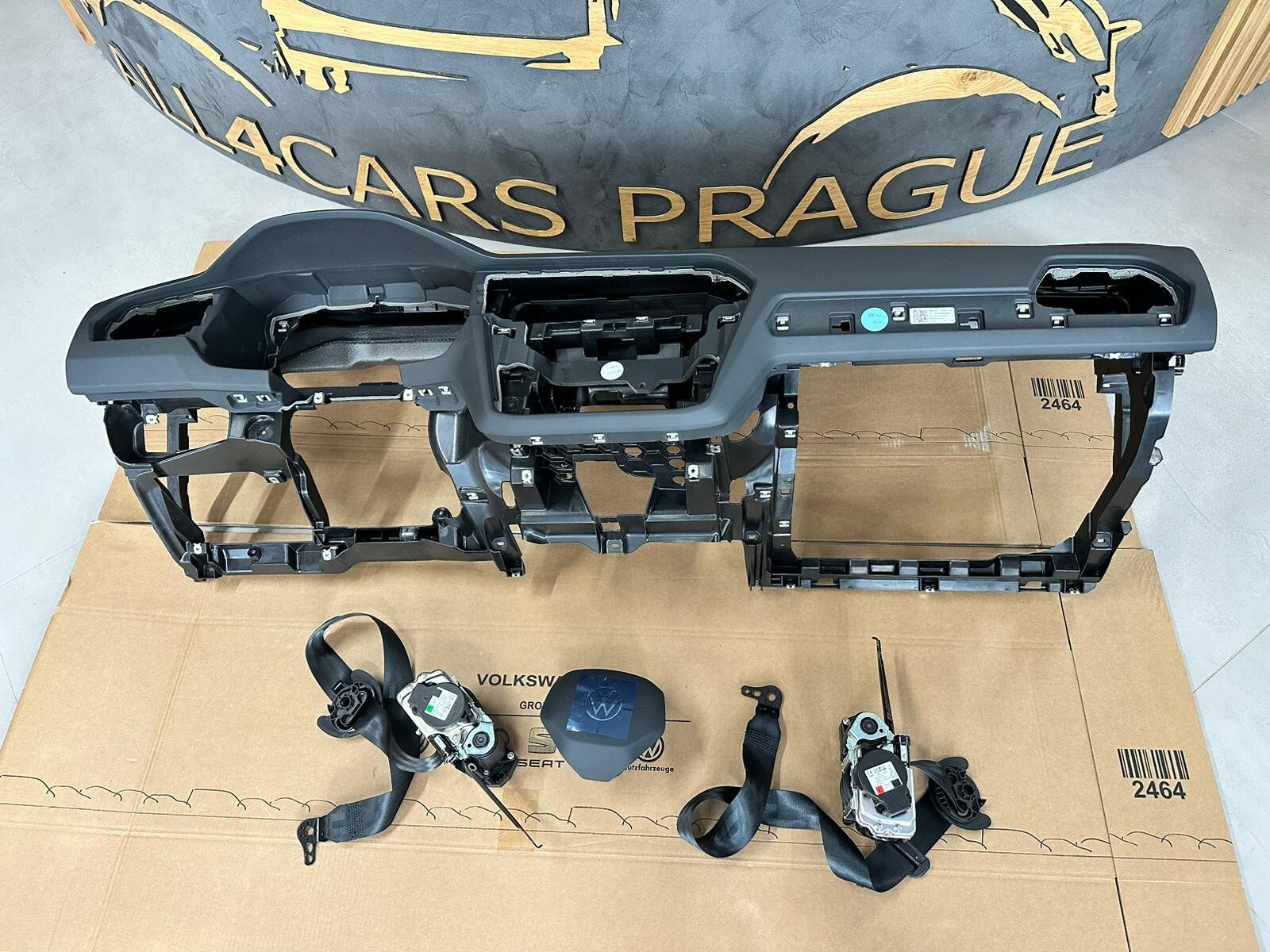 VW TIGUAN 2020-2023 SCHALTTAFEL HUD-DASHBOARD HUD 5NB 857 003 N + GURTEN+AIRBAG - Obrázek 3