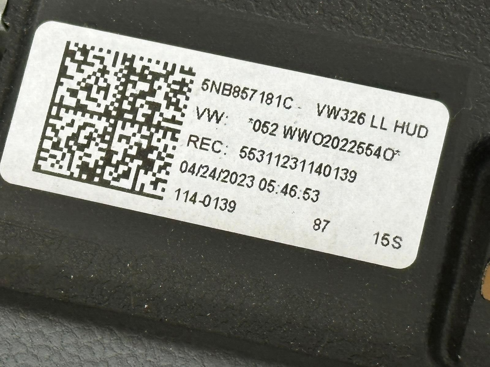 VW TIGUAN 2020-2023 SCHALTTAFEL HUD-DASHBOARD HUD 5NB 857 003 N + GURTEN+AIRBAG - Obrázek 5