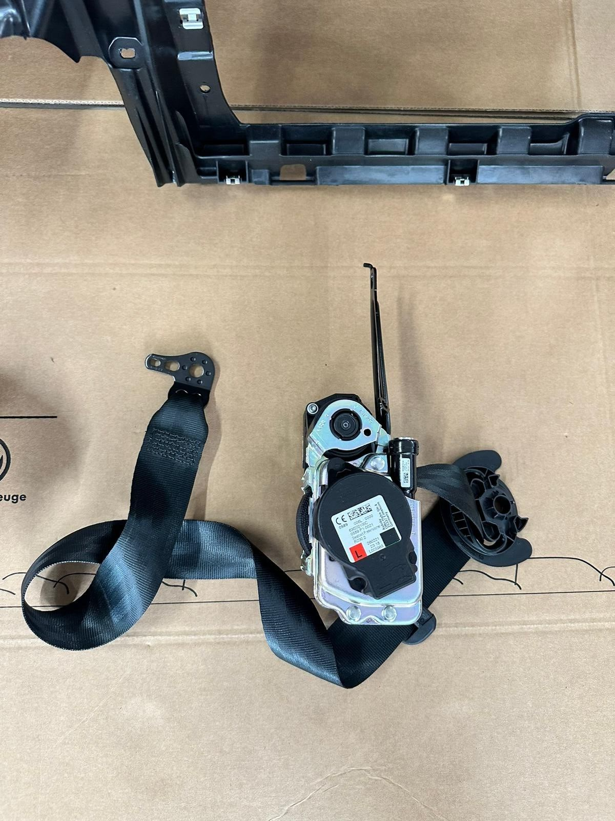 VW TIGUAN 2020-2023 SCHALTTAFEL HUD-DASHBOARD HUD 5NB 857 003 N + GURTEN+AIRBAG - Obrázek 10