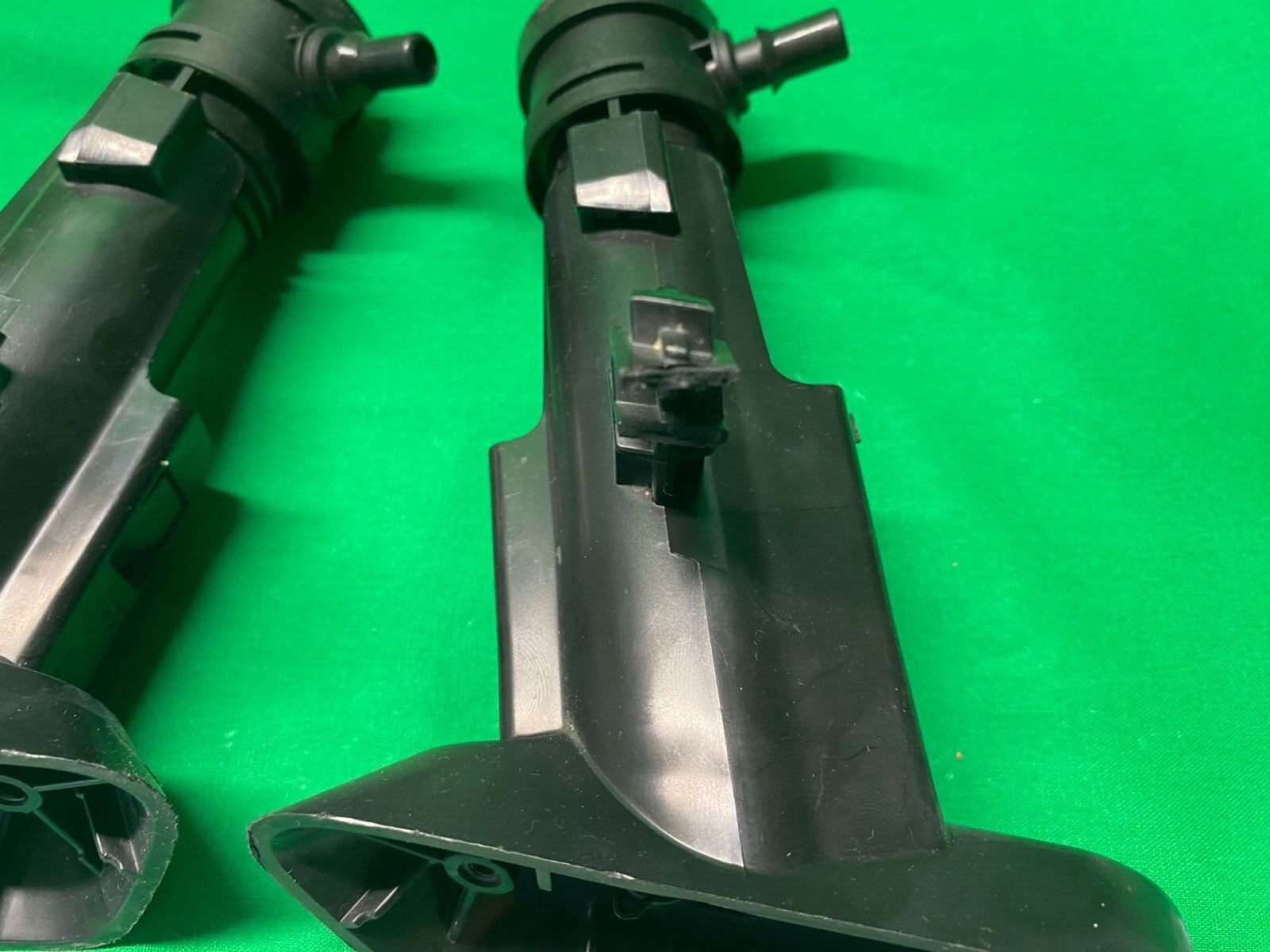 VW TOUAREG HUBZYLINDER MIT DUSENTRAGER AND SPRITZDUSE R+L ORIG.NEU!!! - Obrázek 14