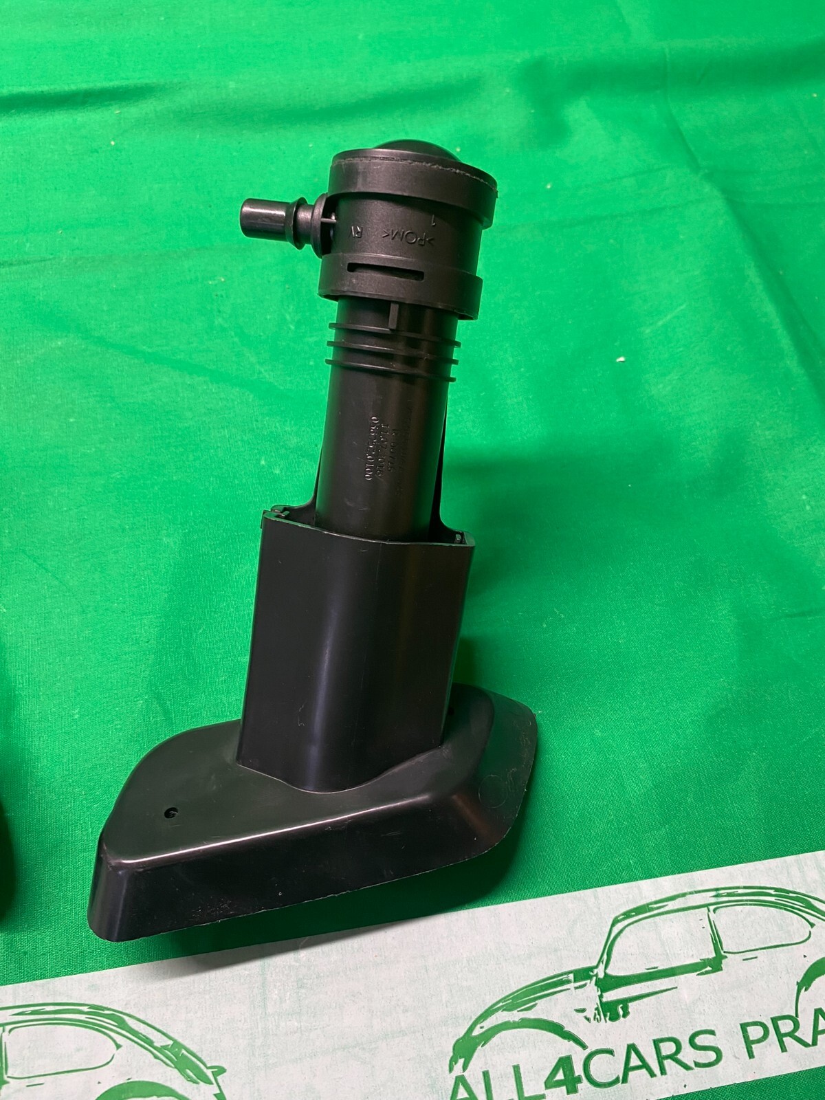 VW TOUAREG HUBZYLINDER MIT DUSENTRAGER AND SPRITZDUSE R+L ORIG.NEU!!! - Obrázek 3