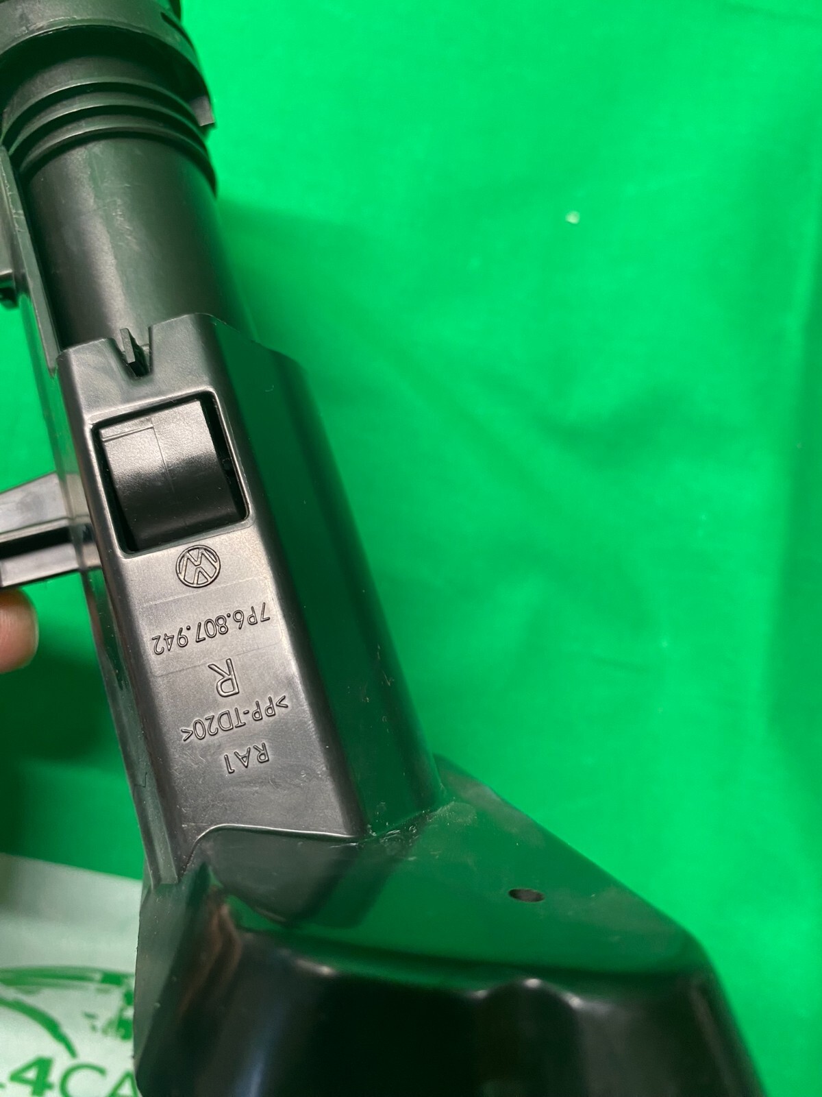 VW TOUAREG HUBZYLINDER MIT DUSENTRAGER AND SPRITZDUSE R+L ORIG.NEU!!! - Obrázek 8