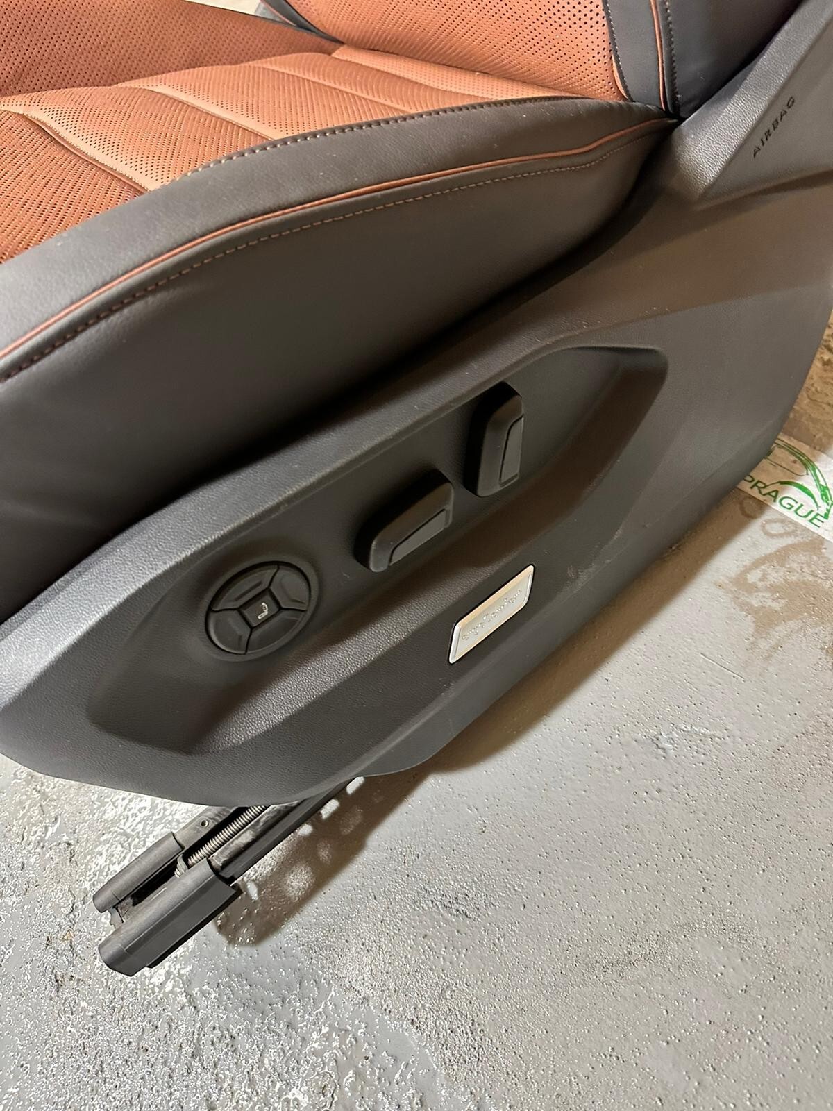 VW TOUAREG III CR7 760 SITZE SPORT LEDER SITZEN BRAUN LEDER VON TEST WAGEN!! - Obrázek 14