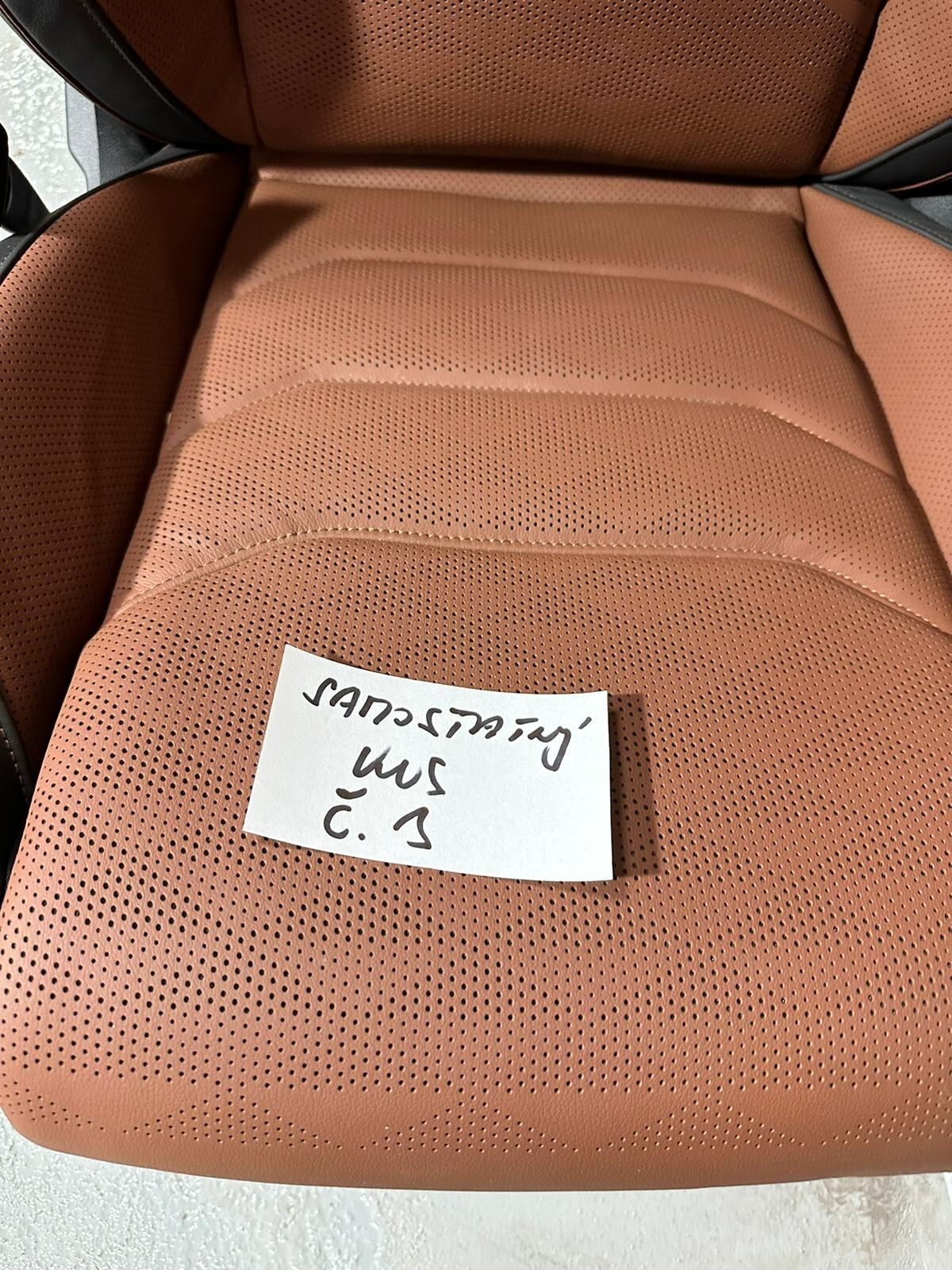 VW TOUAREG III CR7 760 SITZE SPORT LEDER SITZEN BRAUN LEDER VON TEST WAGEN!! - Obrázek 15