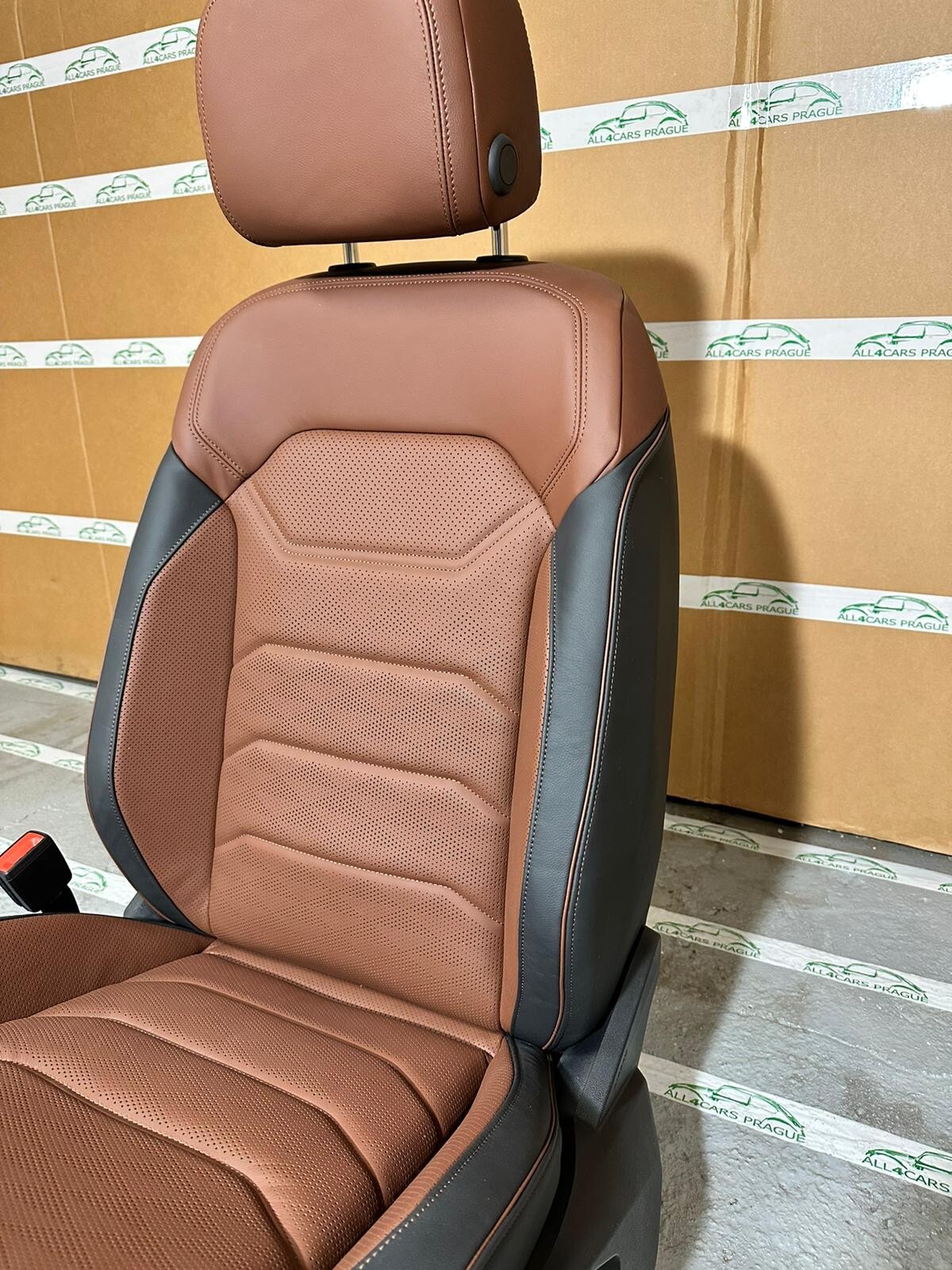 VW TOUAREG III CR7 760 SITZE SPORT LEDER SITZEN BRAUN LEDER VON TEST WAGEN!! - Obrázek 4