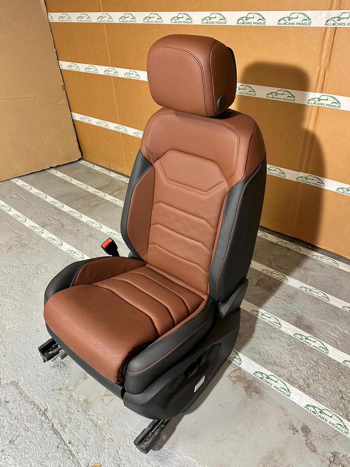 VW TOUAREG III CR7 760 SITZE SPORT LEDER SITZEN BRAUN LEDER VON TEST WAGEN!! - Obrázek 7