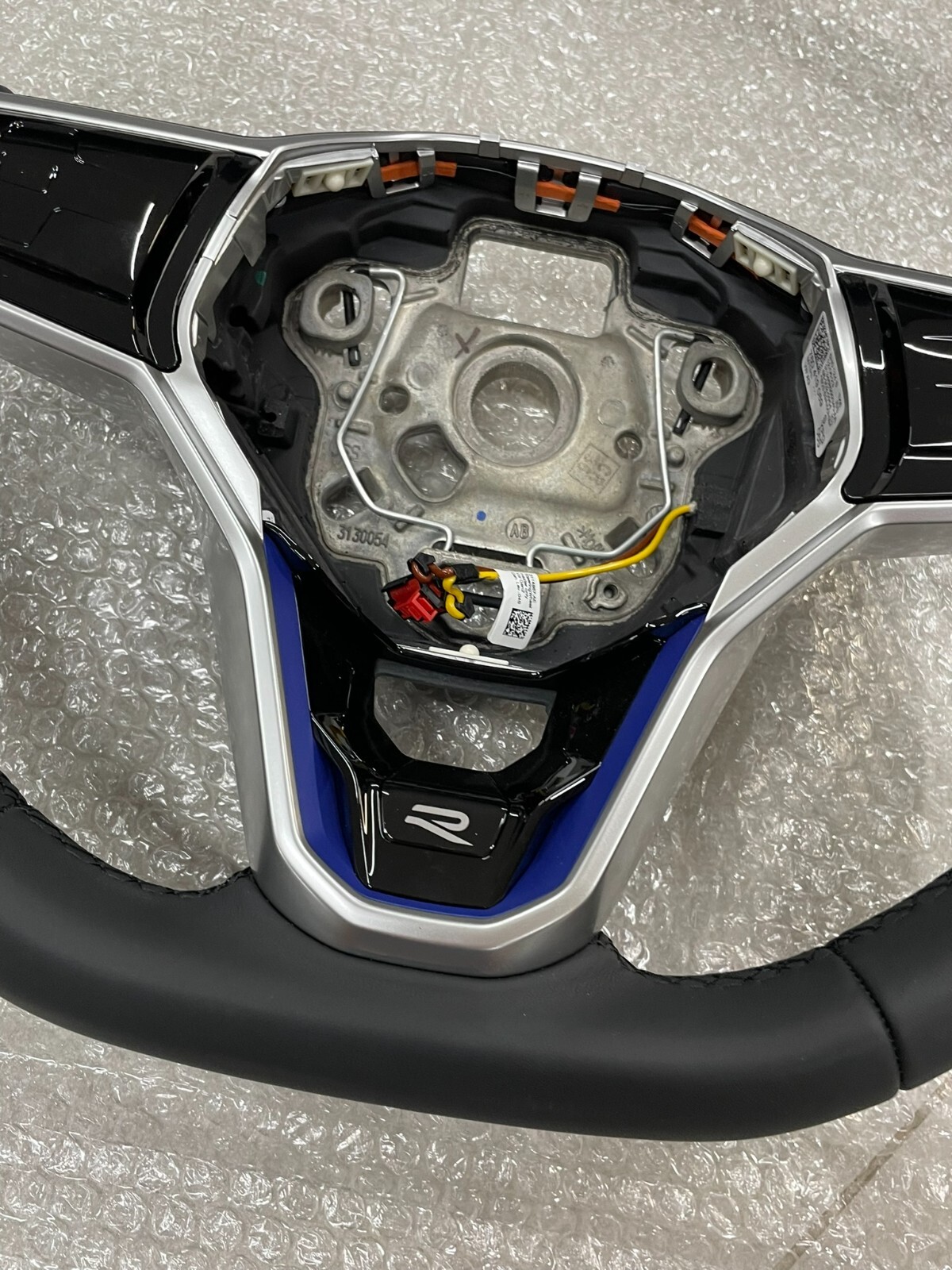 VW TOUAREG MULTIFUNKTIONS SPORT LENKRAD BEHEIZT "R" 760419089S Fast Neu Test Car - Obrázek 15