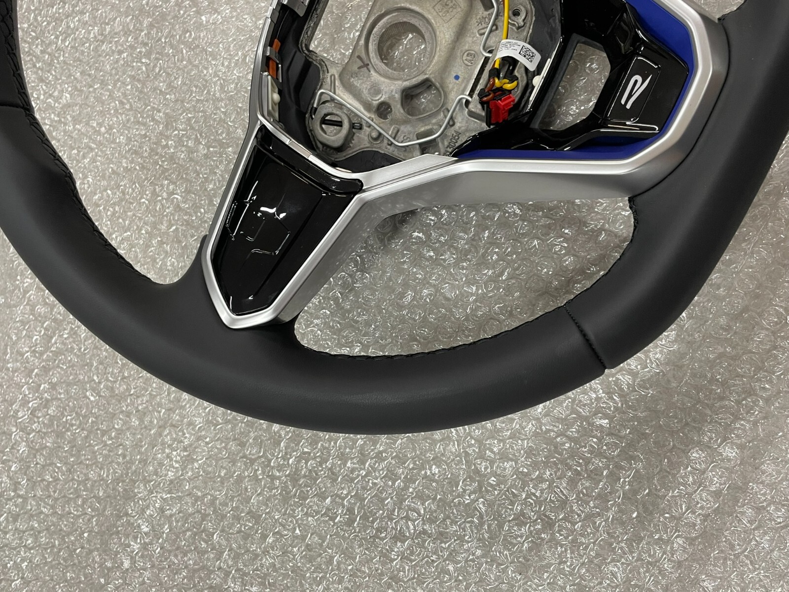 VW TOUAREG MULTIFUNKTIONS SPORT LENKRAD BEHEIZT "R" 760419089S Fast Neu Test Car - Obrázek 17