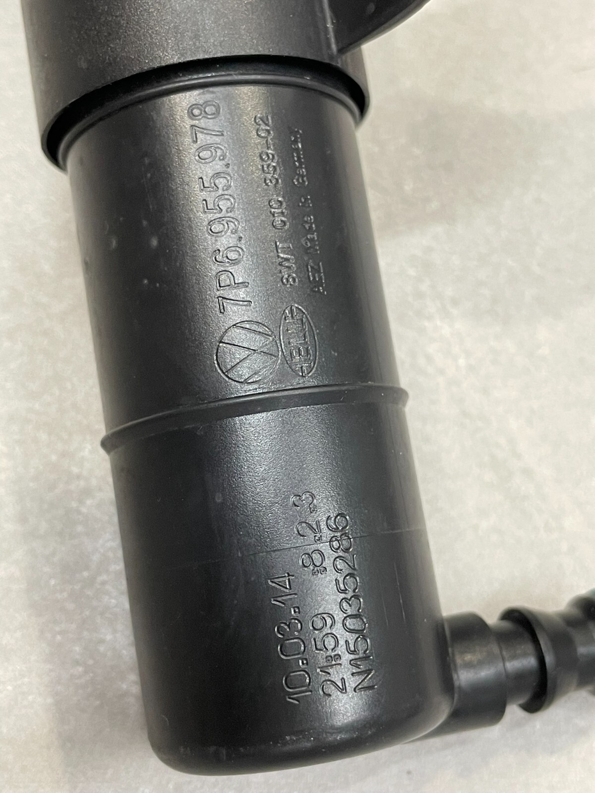 VW TOUAREG TELESKOPDÜSE SCHEINWERFERREINIGUNG 7P6955978 RECHTS ORIG.NEU! - Obrázek 11