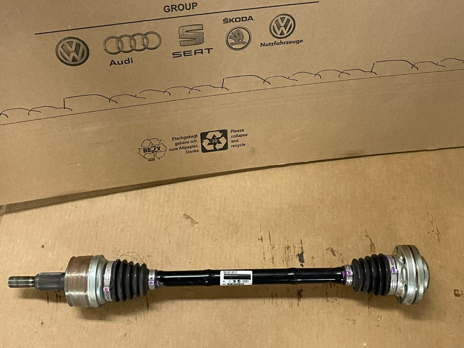 VW TRANSPORTER ANTRIEBSWELLE GELENKWELLE ANTRIEB 4*4 7E0501201C ORIG. FAST NEU