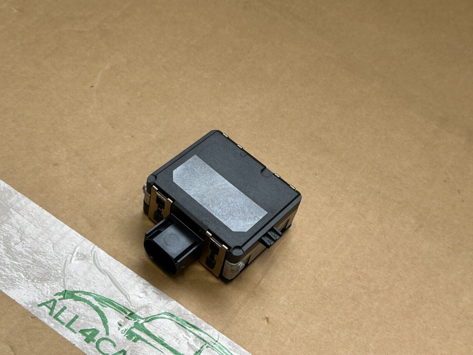 3Q0907590E VW AUDI SPURWECHSELASSISTENT RADAR GERÄT 3Q0907590E FAST NEU TEST CAR - Obrázek 12