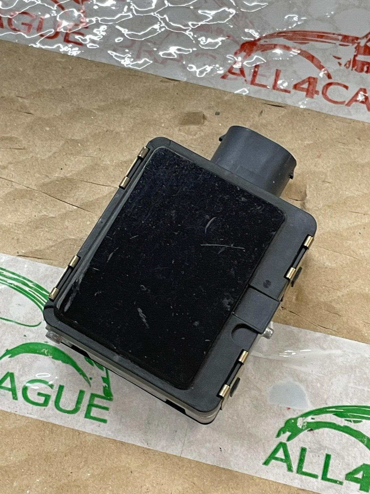 5A592D7 BMW 3-ER ACC ABSTAND RADARSENSOR 5A592D7 0203305218 FAST NEU TEST WAGEN - Obrázek 3