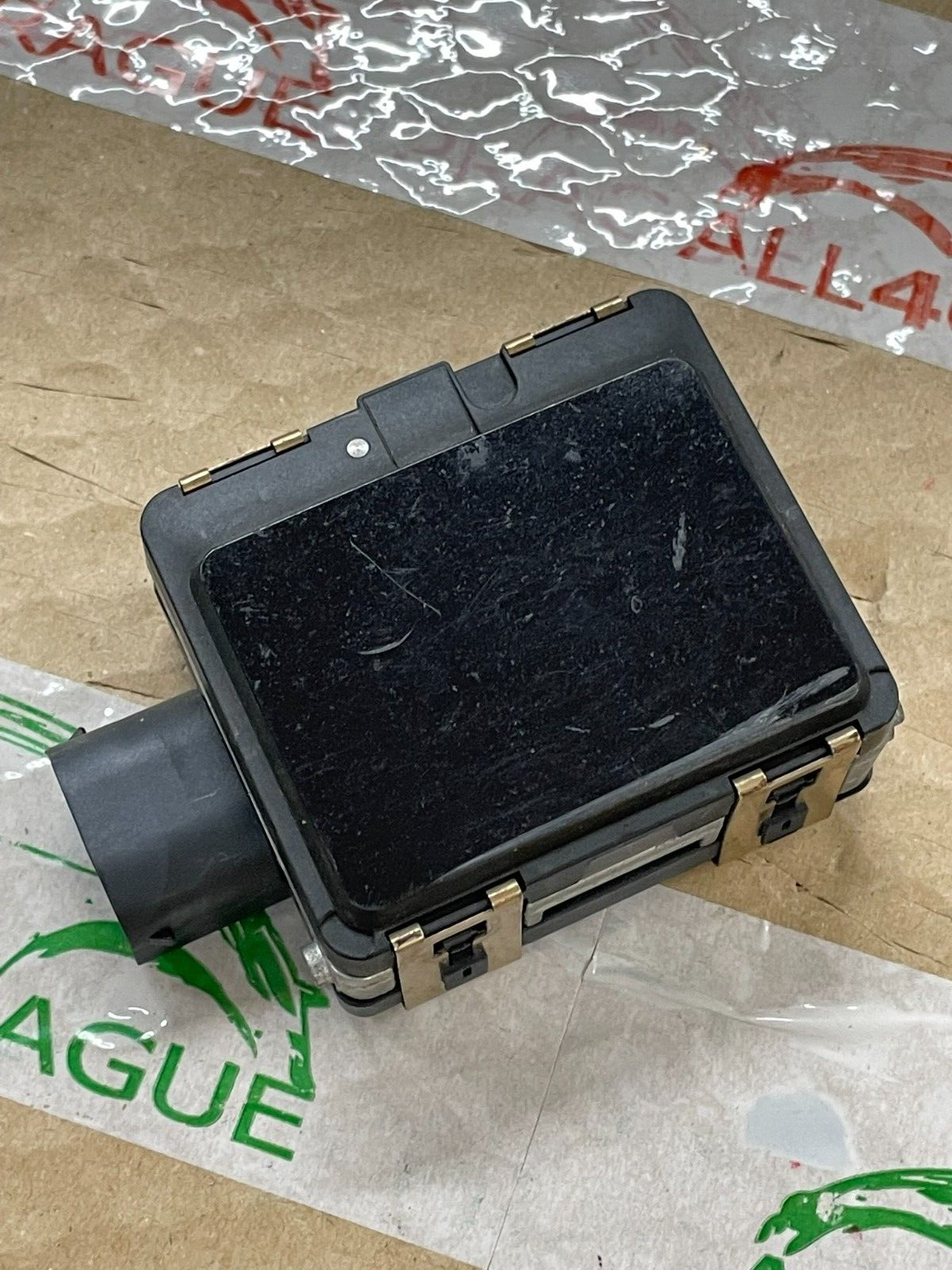 5A592D7 BMW 3-ER ACC ABSTAND RADARSENSOR 5A592D7 0203305218 FAST NEU TEST WAGEN - Obrázek 7