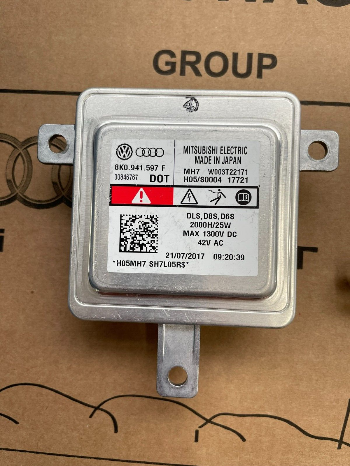 8K0941597F PORSCHE VW AUDI XENON SCHEINWERFER STEUERGERÄT 8K0941597F ORIG. NEU