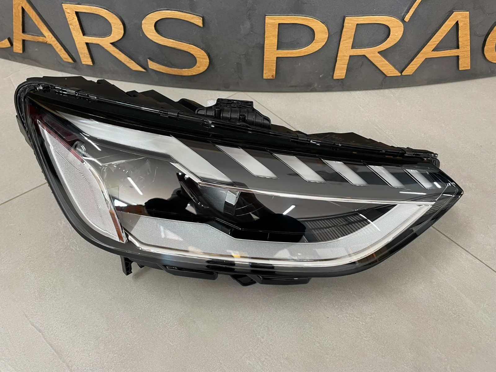 AUDI A4 LED RECHTS FRONTSCHEINWERFER 8W0941034D ORIG NEU - Obrázek 3