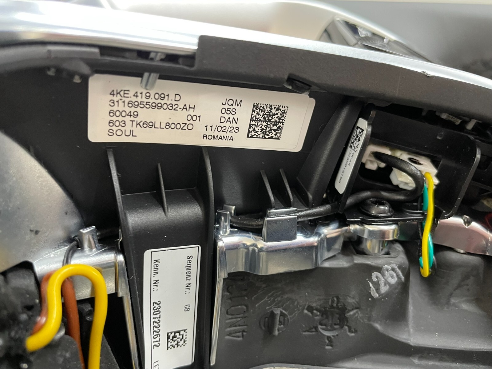 AUDI A6 A7 A8 E-TRON MULTIFUNKTIONS LENKRAD BEHEIZBAR MIT PADELS 4KE419091D NEU - Obrázek 5