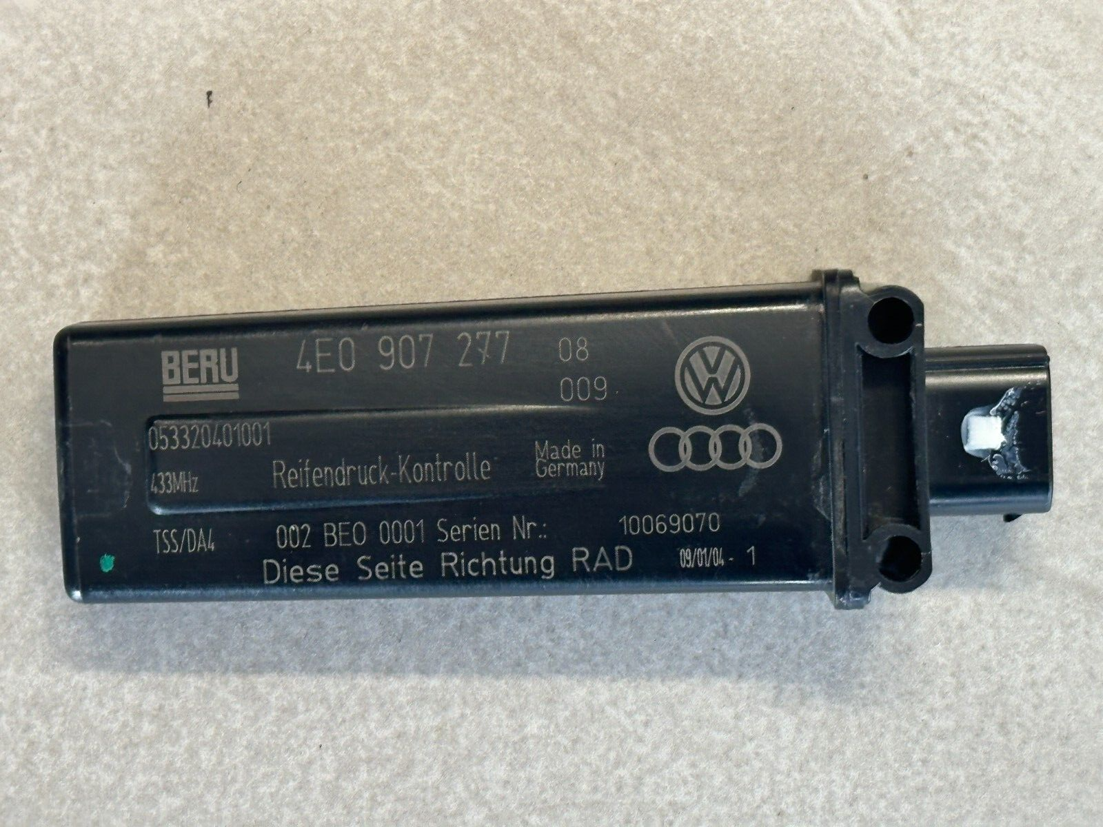 AUDI A8 ANTENNE REIFENDRUCKKONTROLLE SENSOR 4E0907277 FAST NEU DEMONT VOM TEST.. - Obrázek 4