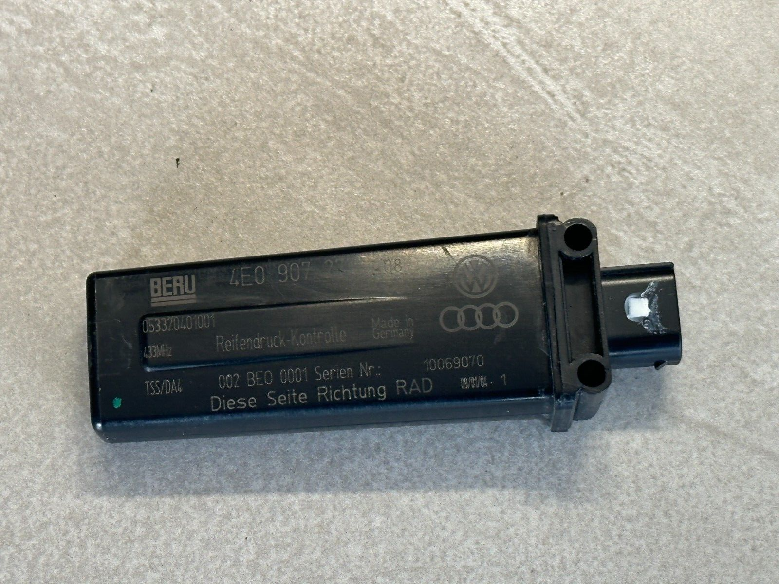 AUDI A8 ANTENNE REIFENDRUCKKONTROLLE SENSOR 4E0907277 FAST NEU DEMONT VOM TEST.. - Obrázek 6