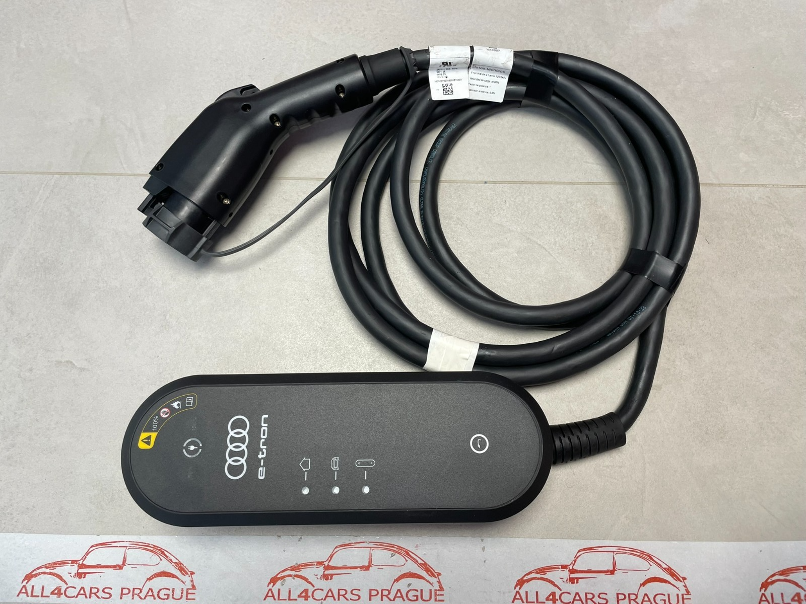 AUDI CHARGER MIT LADEKABEL FÜR AUDI ELEKTRO AUTOS 8V4971675BB 9.6 KW ORIG.AUDI !