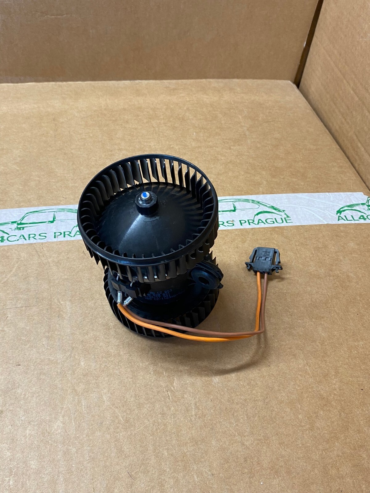 AUDI HEIZUNG LÜFTERMOTOR MOTOR GEBLÄSE KLIMA HINTEN 4H0820021 ORIG.NEU!!!! - Obrázek 3