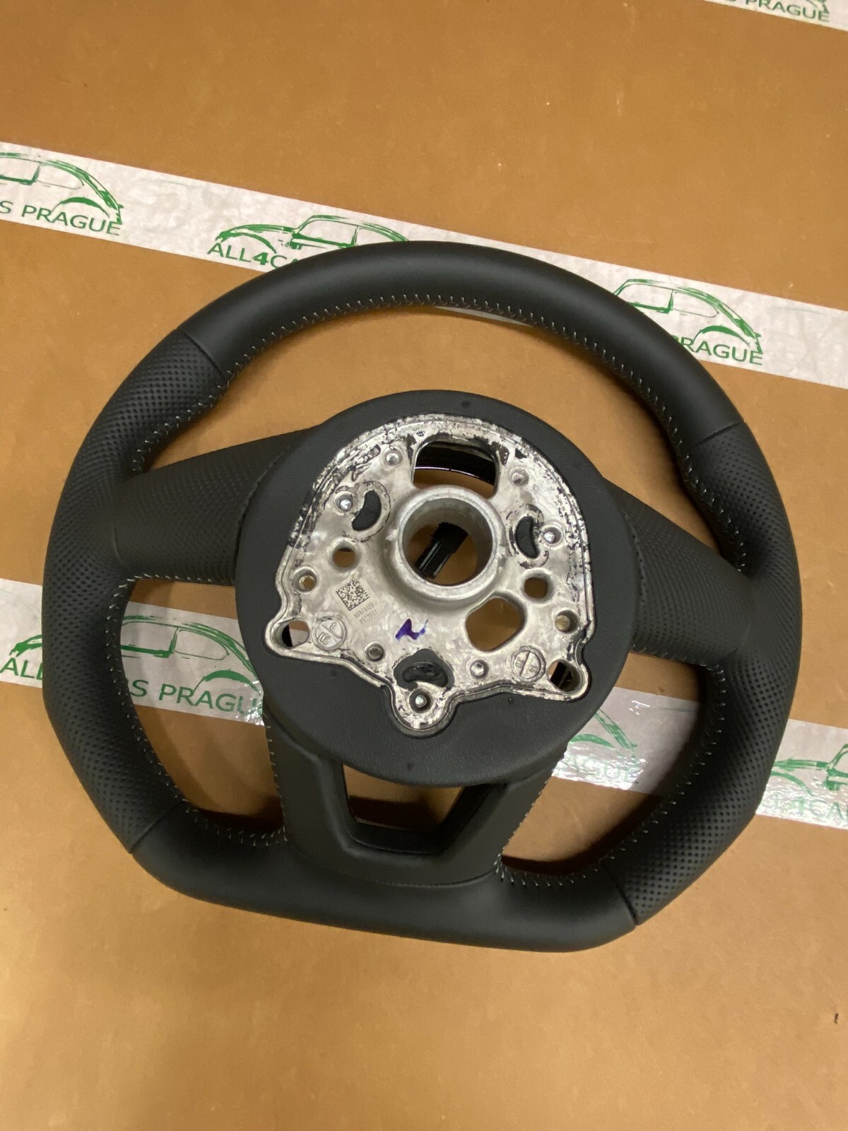 AUDI LENKRAD A3 S3 Q2 LEDER SPORT MULTIFUNKTION LENKRAD PERFORIERT 8V0419091CM - Obrázek 12