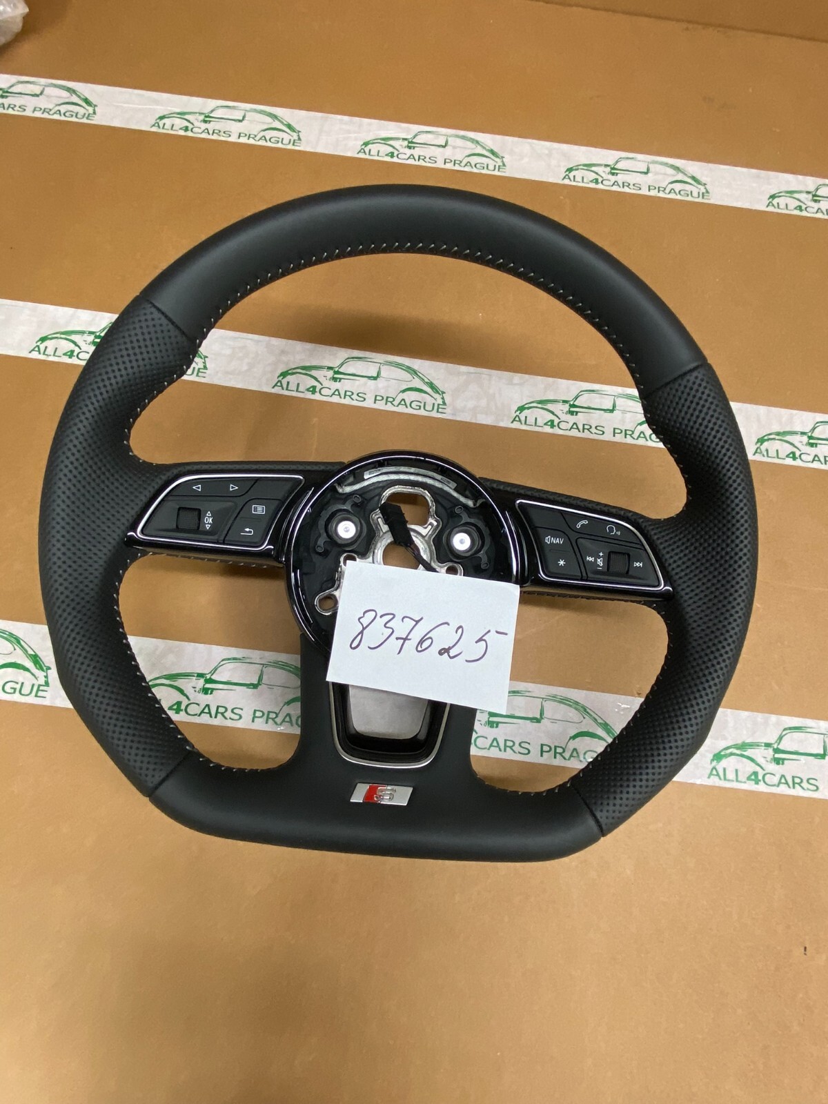 AUDI LENKRAD A3 S3 Q2 LEDER SPORT MULTIFUNKTION LENKRAD PERFORIERT 8V0419091CM - Obrázek 15