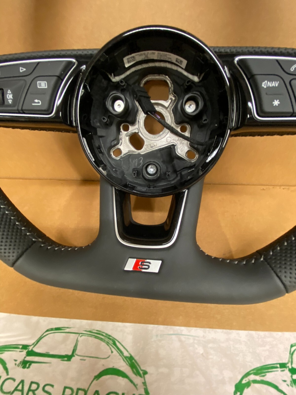 AUDI LENKRAD A3 S3 Q2 LEDER SPORT MULTIFUNKTION LENKRAD PERFORIERT 8V0419091CM - Obrázek 7