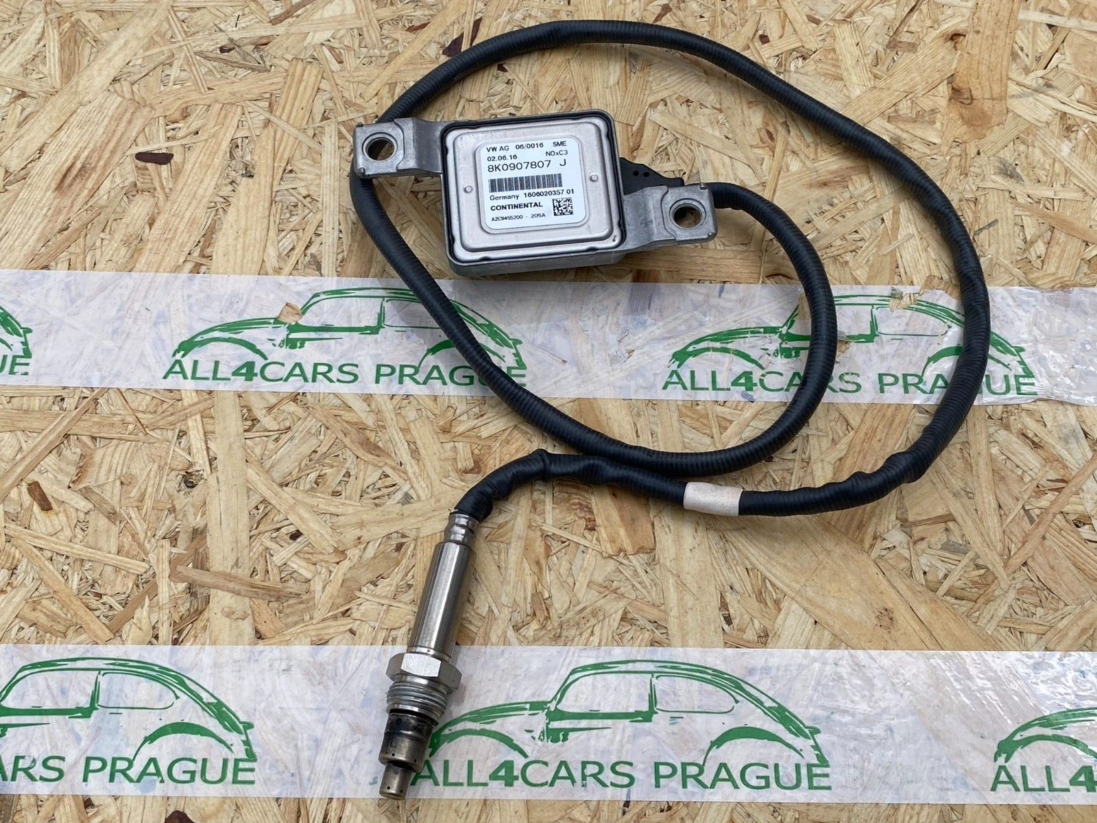 AUDI NOX SENSOR 8K0907807J 8K0907807T - FAST NEU-DEMONT VOM TEST WAGEN - 1500 KM