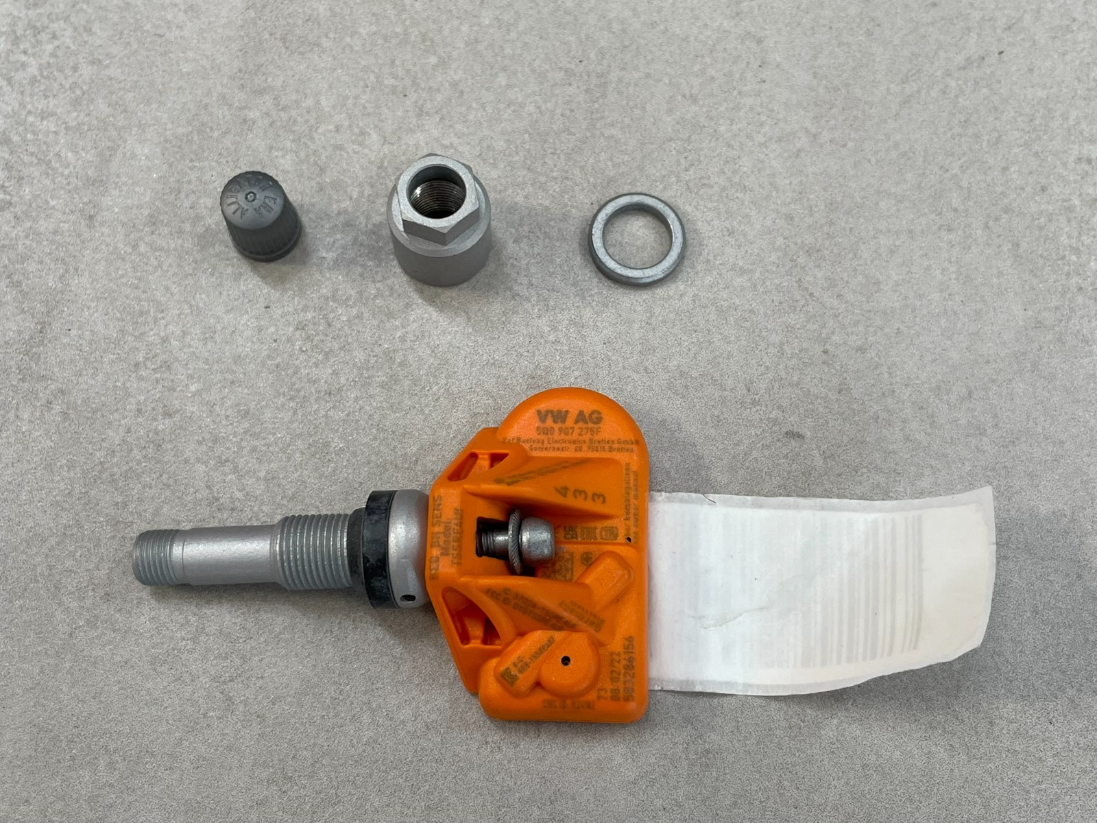 AUDI PORSCHE BENTLEY REIFENDRUCK SENSOR TPMS/RDKS 5Q0907275F ORIG. ! NEU VW !! - Obrázek 12