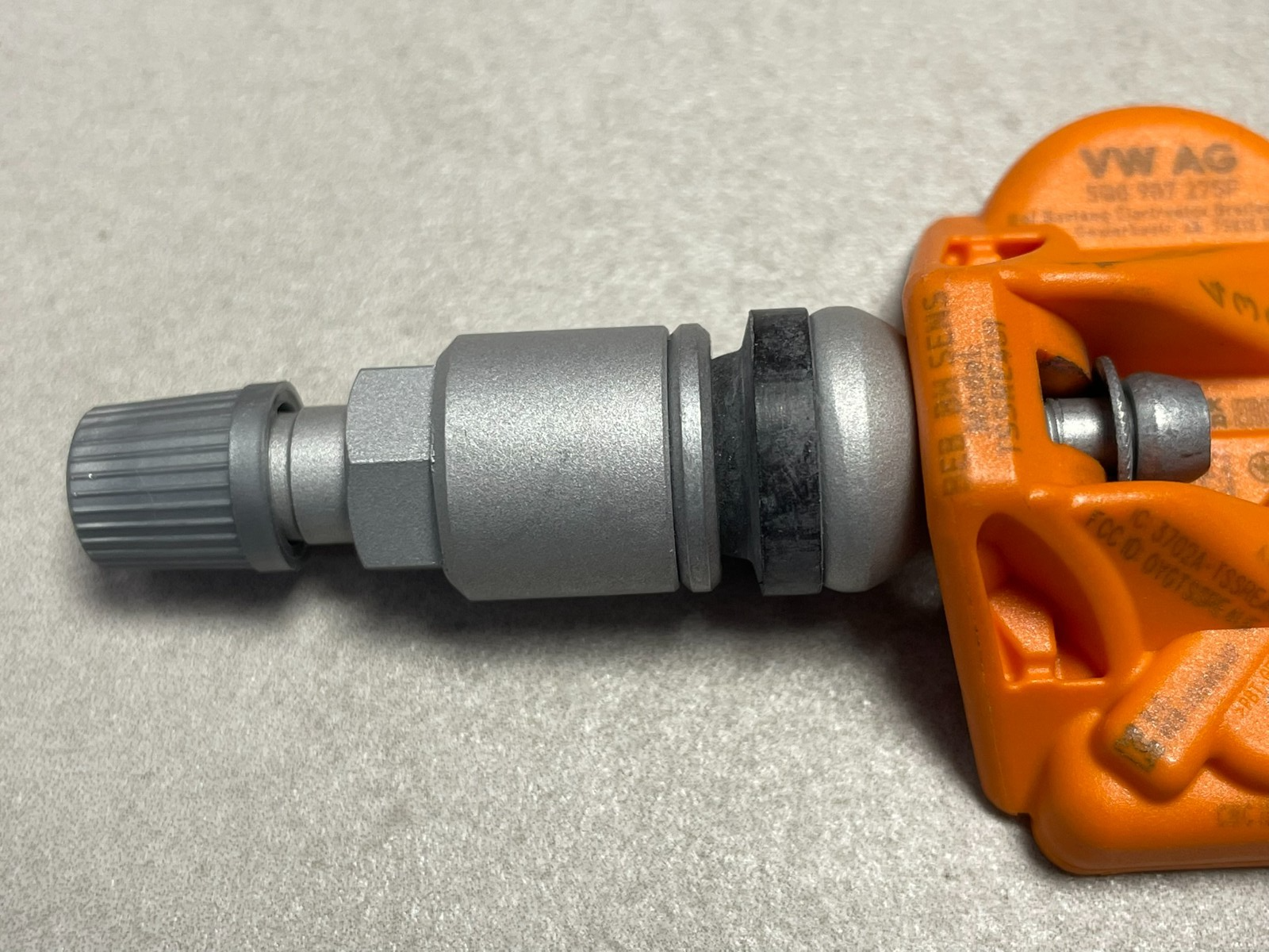 AUDI PORSCHE BENTLEY REIFENDRUCK SENSOR TPMS/RDKS 5Q0907275F ORIG. ! NEU VW !! - Obrázek 15