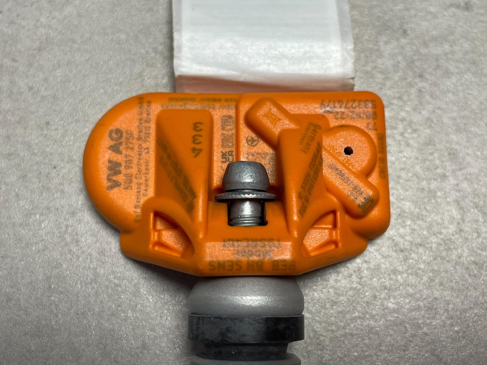 AUDI PORSCHE BENTLEY REIFENDRUCK SENSOR TPMS/RDKS 5Q0907275F ORIG. ! NEU VW !! - Obrázek 4