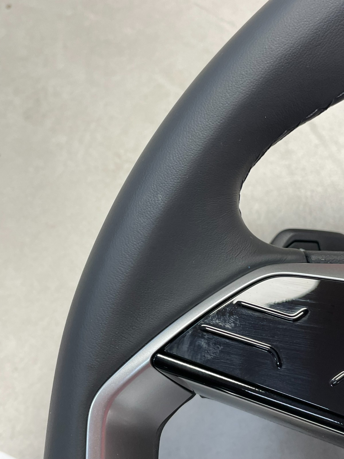 AUDI Q4 E-TRON LENKRAD BEHEIZT SPORT ABGEFLACHT 89A419091AP MIT ASSISTENTEN NEU - Obrázek 9
