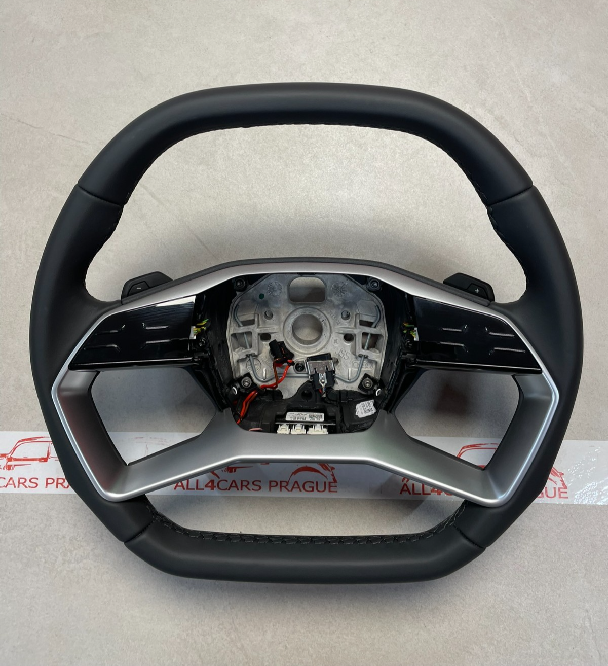 AUDI Q4 E-TRON LENKRAD BEHEIZT SPORT ABGEFLACHT 89A419091AP MIT ASSISTENTEN NEU