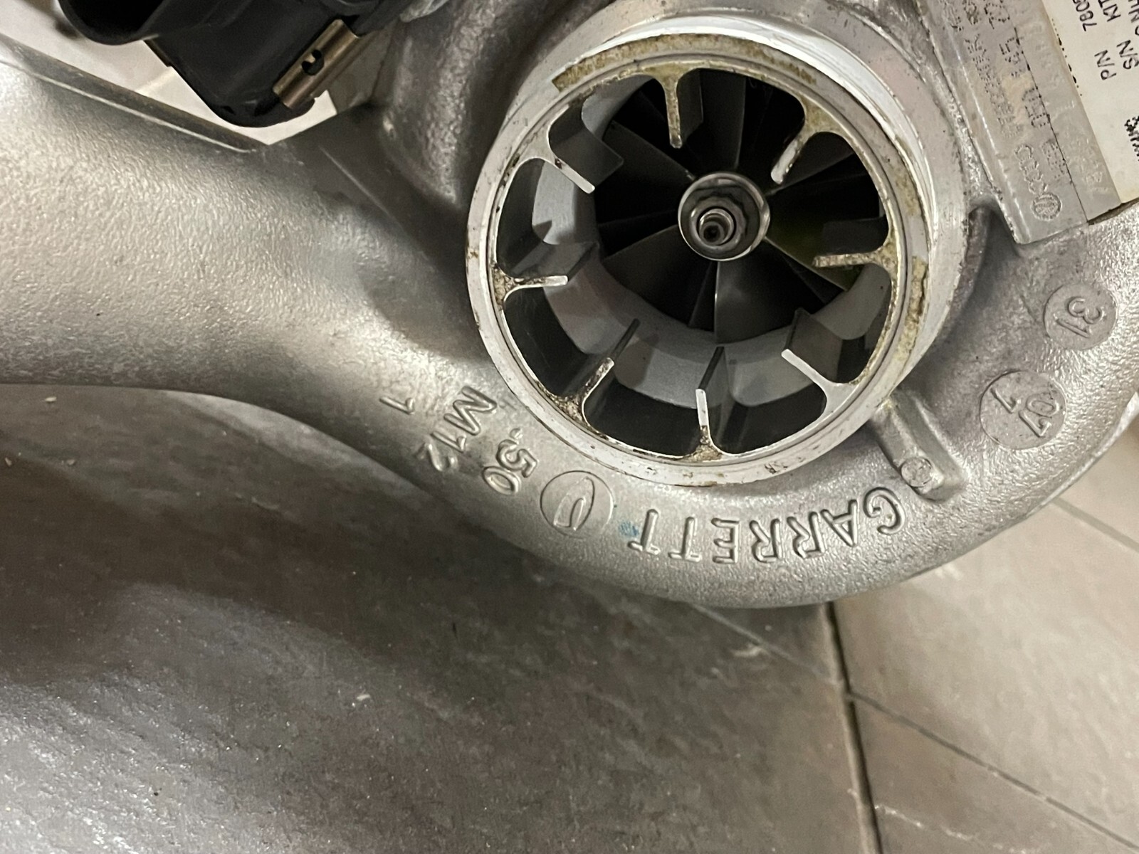 AUDI Q7 6.0L V12 TURBOLADER GARRETT 05A145721A FAST NEU DEMONT VON TEST CAR - Obrázek 11