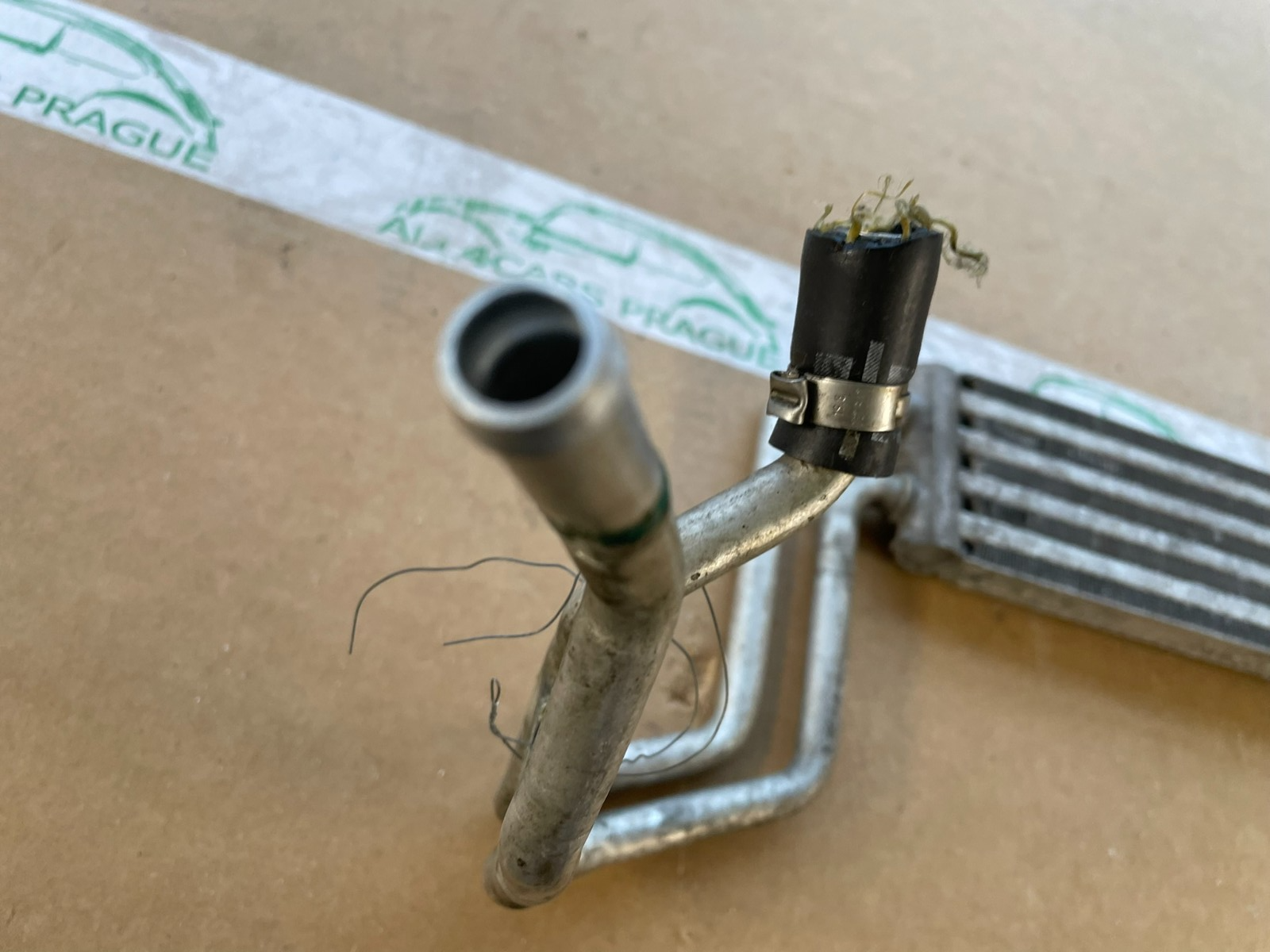 AUDI Q7 , VW TOUAREG 3.0TDI ÖLKÜHLER SERVOLENKUNG 7L8422885A DEMONT V TEST CAR - Obrázek 13