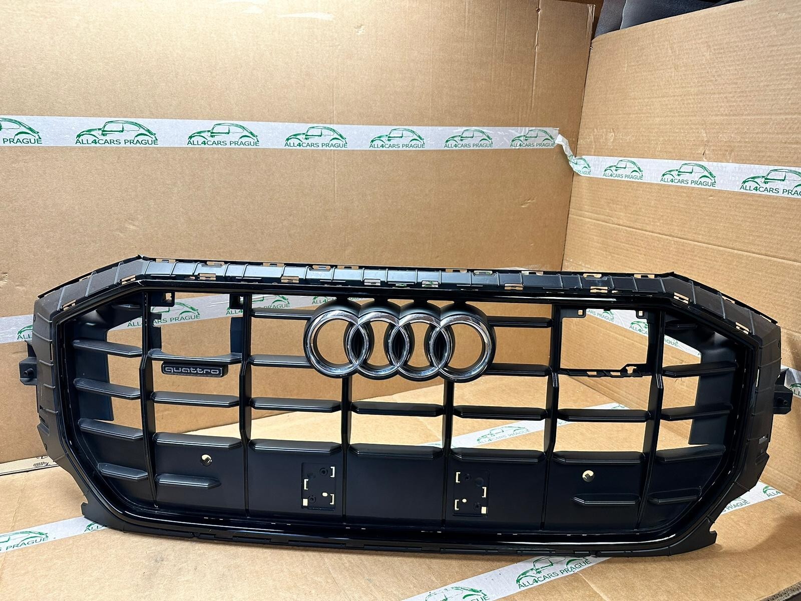 AUDI Q8 KÜHLERGRILL 4M8853651AF 4M8853651AG 4M8853651AH ORIGINAL NO.5
