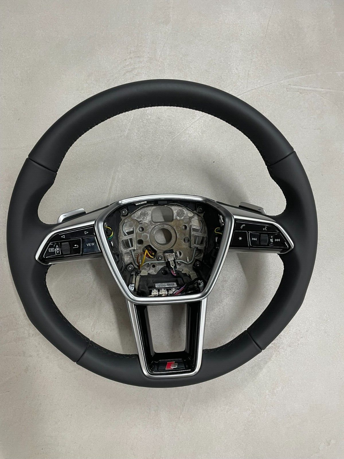 AUDI S6,A6,A7,A8 C8 AUDI SPORT LENKRAD S LEDER BEHEIZT 4KE419091M Test Wagen....