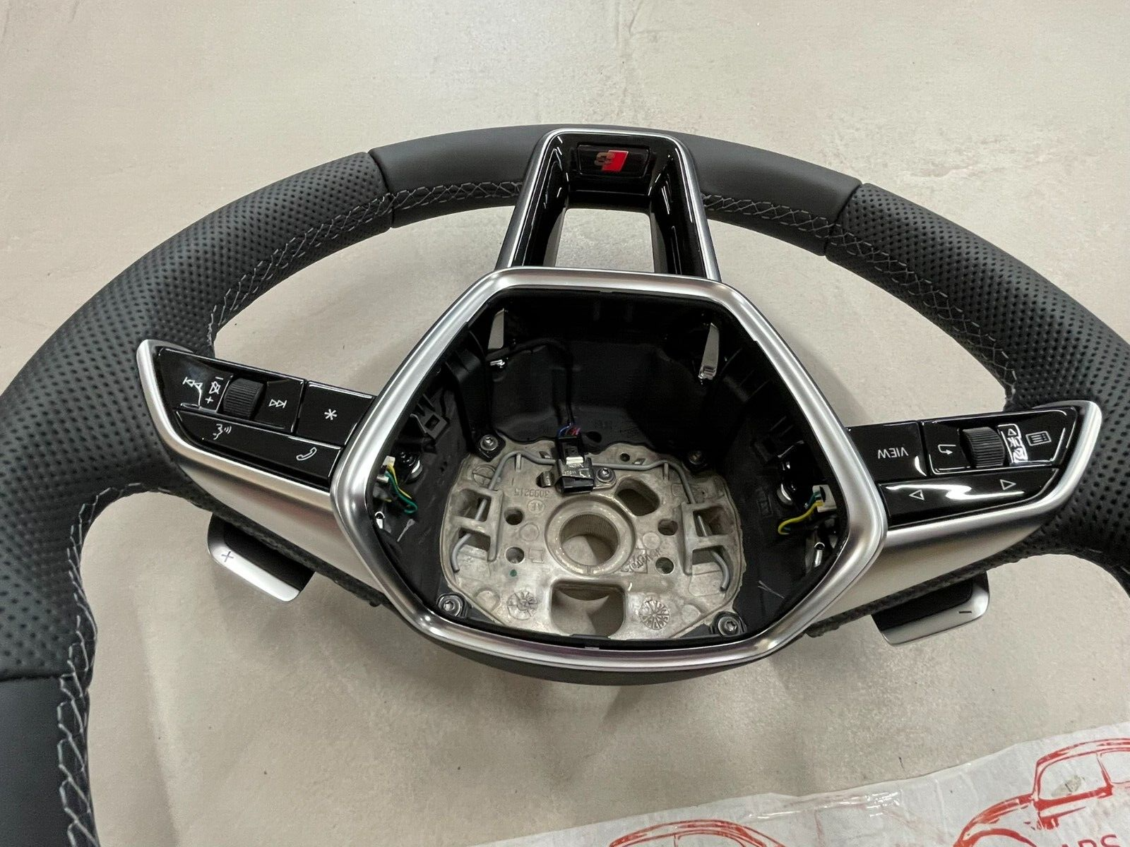 AUDI S6,A6,A7,A8 C8 SPORT LEDER LENKRAD S -Fast Neu-Dem v Neu Wagen... - Obrázek 15