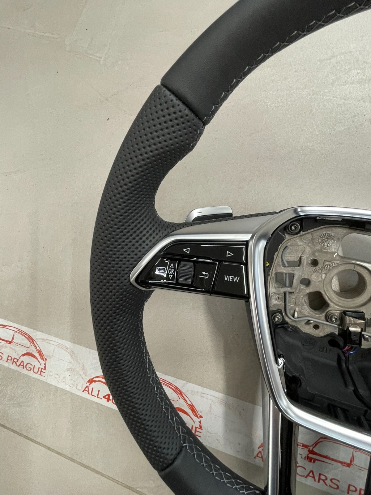 AUDI S6,A6,A7,A8 C8 SPORT LEDER LENKRAD S -Fast Neu-Dem v Neu Wagen... - Obrázek 3