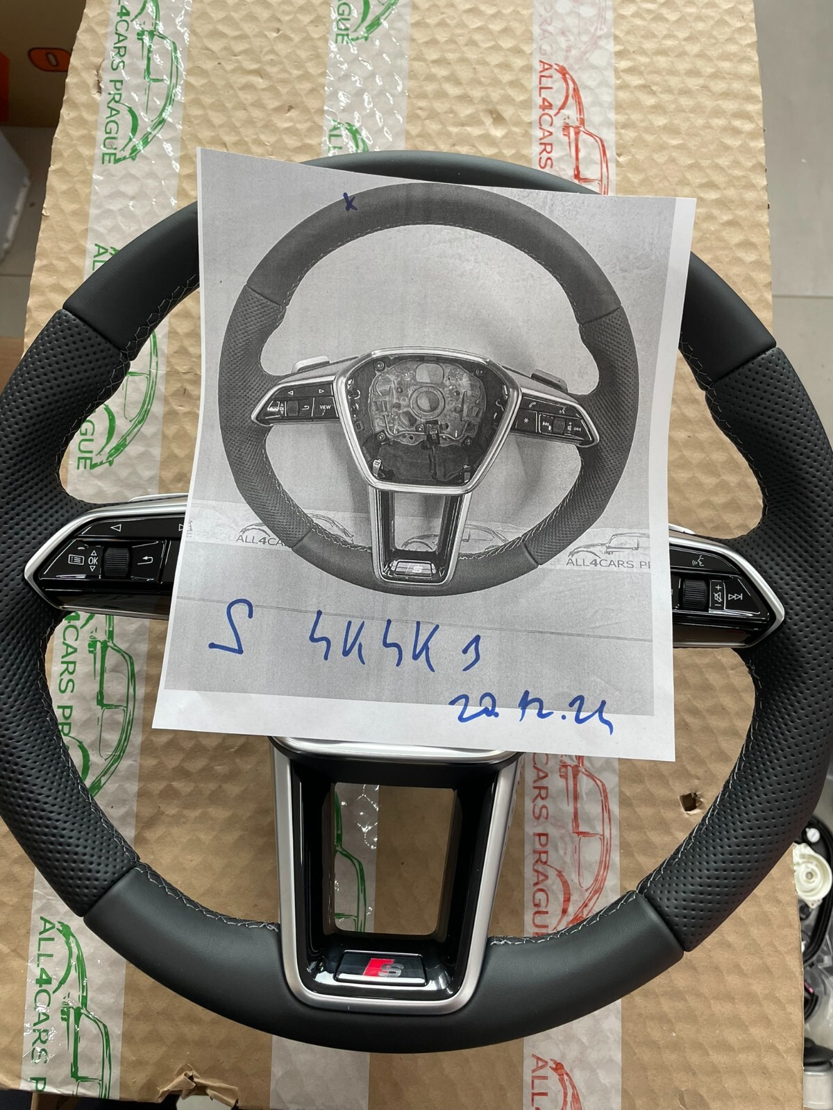 AUDI S6,A6,A7,A8 C8 SPORT LEDER LENKRAD S -Fast Neu-Dem v Neu Wagen... - Obrázek 21