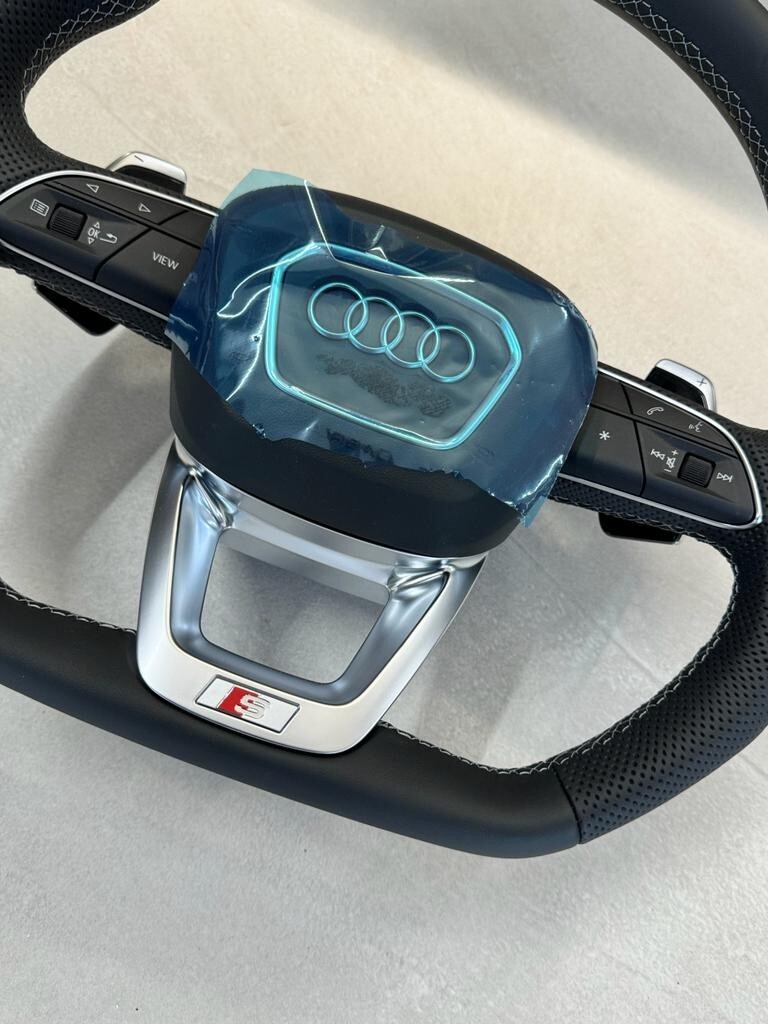 AUDI SQ7 SQ8 SPORT LENKRAD LEDER ABGEFLACHT MIT GROSSEN S SCHALTWIPPEN ORIG.NEU! - Obrázek 11