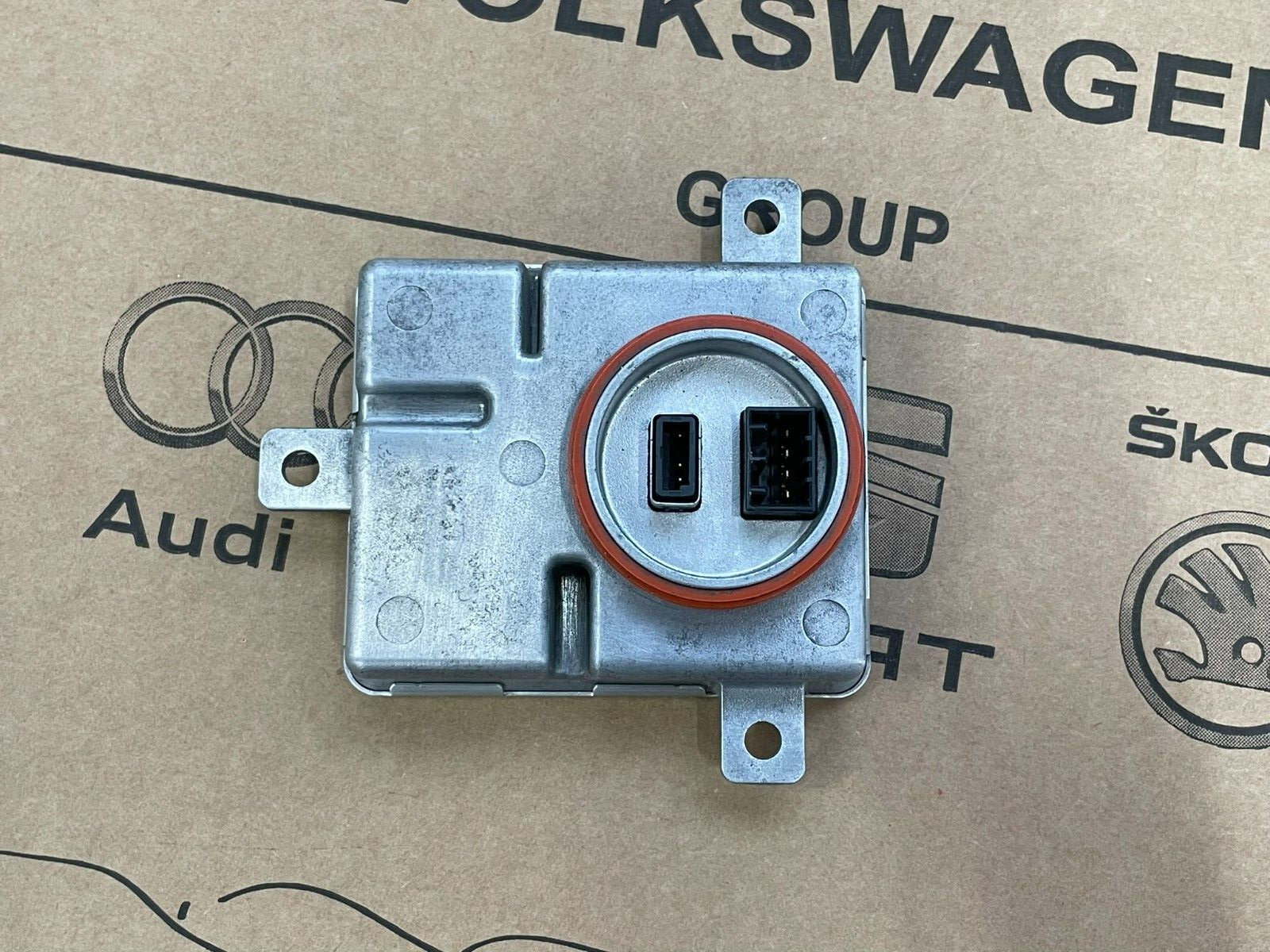 AUDI STEUERGERÄT XENON-SCHEINWERFER W003T18471 - 10R023689 Fast Neu d v Test Car - Obrázek 8