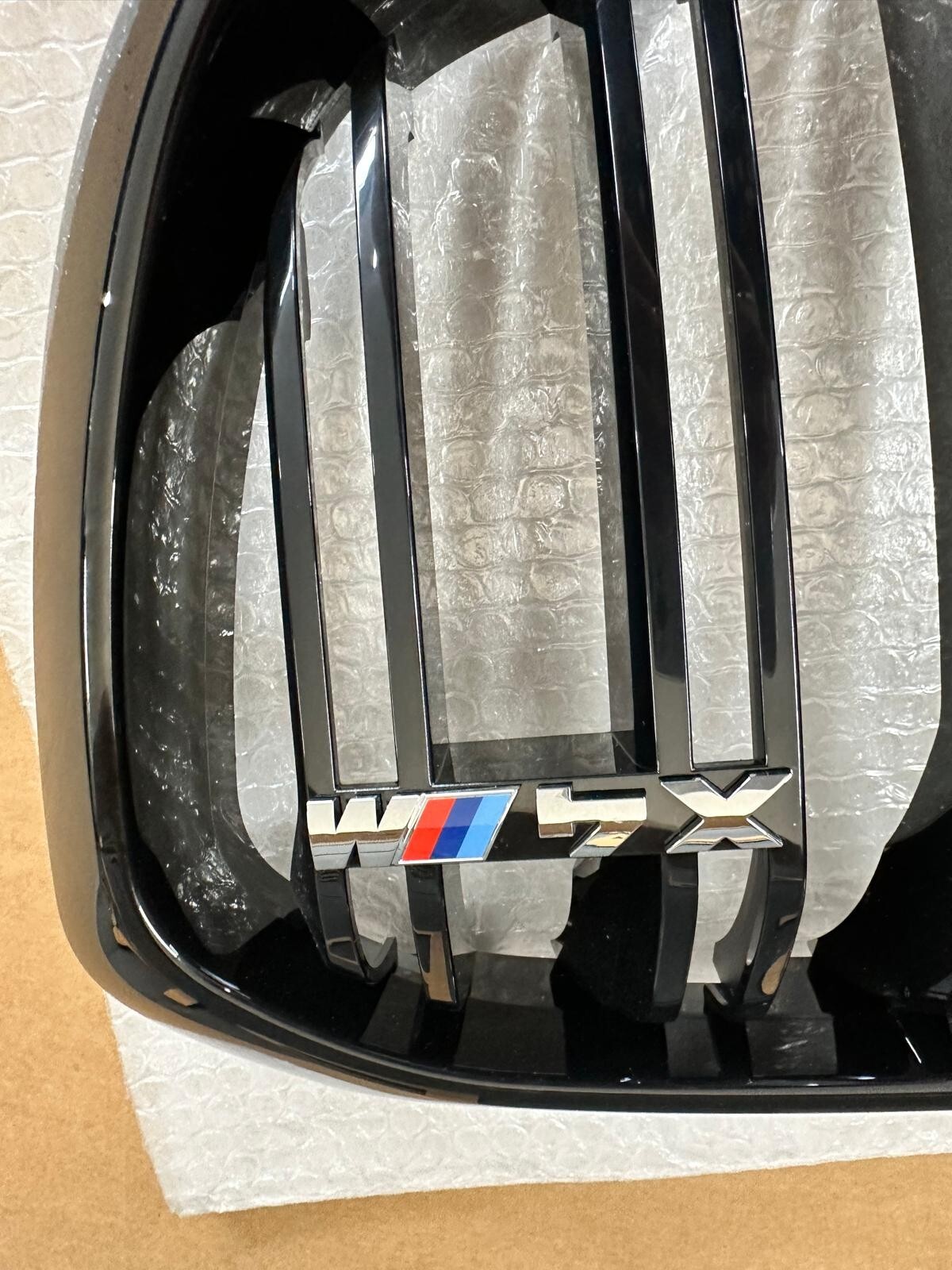 BMW X4 (F98) M COMPETITION KÜHLER GRILL SCHWARZ LINKS 51118098091 FAST NEU TEST. - Obrázek 4