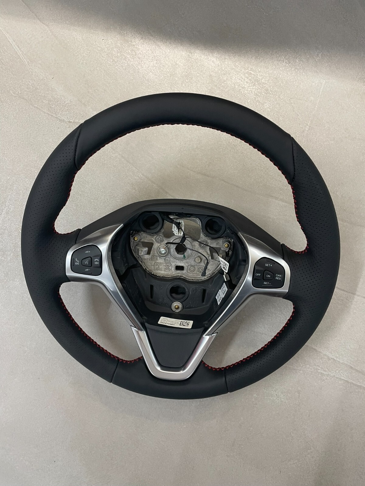 FORD FIESTA MULTIFUNKTIONAL SPORT LEDER LENKRAD G1BB3600BA FAST NEU d v Test Car - Obrázek 11