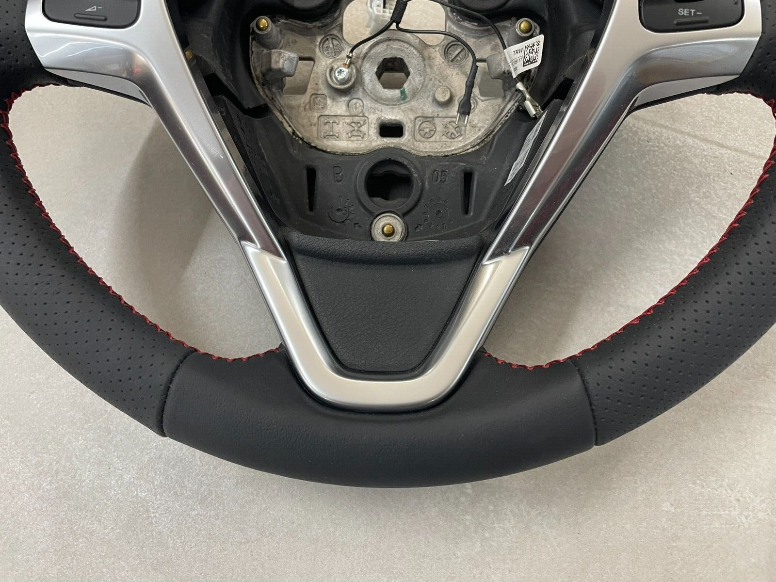 FORD FIESTA MULTIFUNKTIONAL SPORT LEDER LENKRAD G1BB3600BA FAST NEU d v Test Car - Obrázek 12