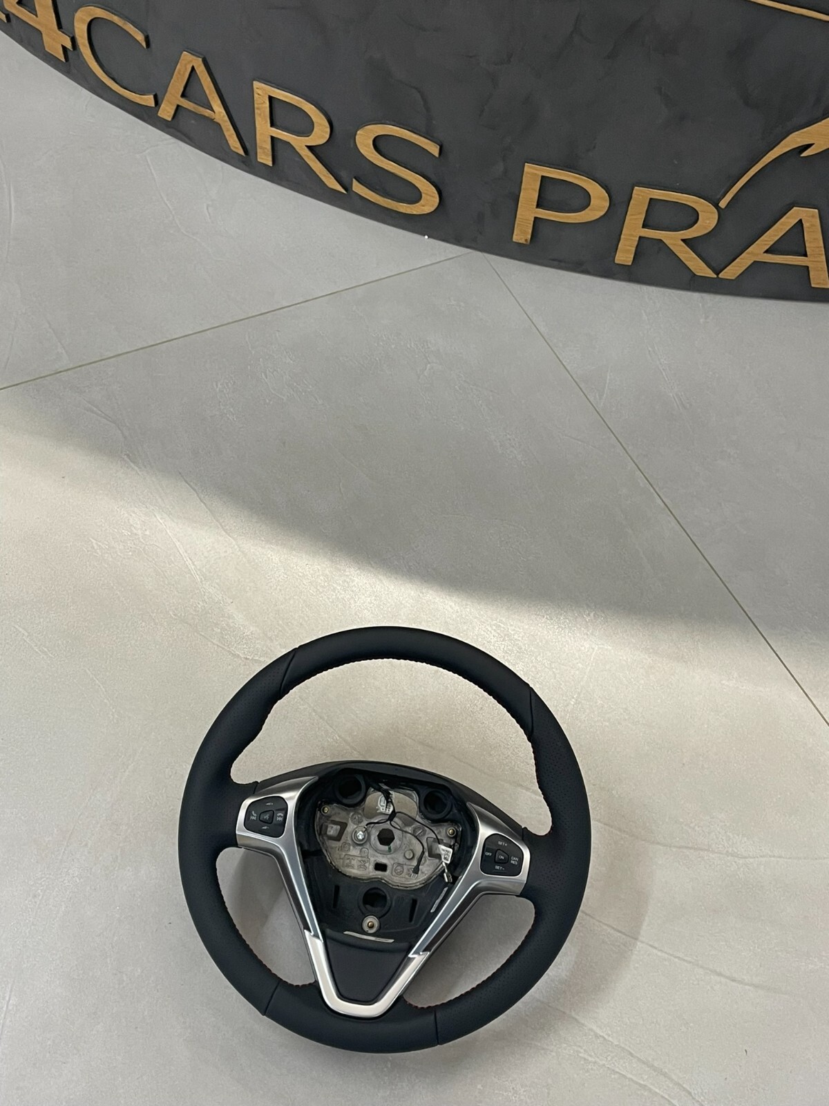 FORD FIESTA MULTIFUNKTIONAL SPORT LEDER LENKRAD G1BB3600BA FAST NEU d v Test Car - Obrázek 6