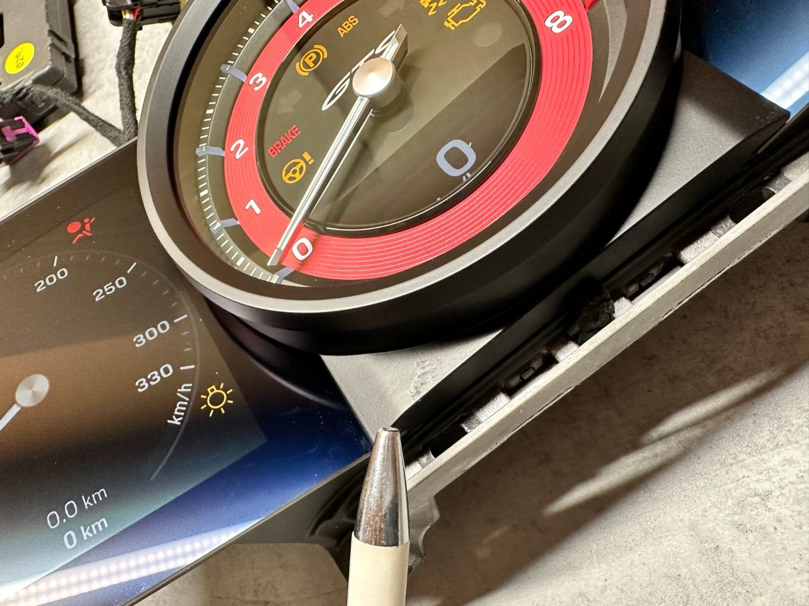 KOMBIINSTRUMENT VIRTUAL COCKPIT PORSCHE 992 GTS 992920950D ROT / RED NEU - 0 KM! - Obrázek 21